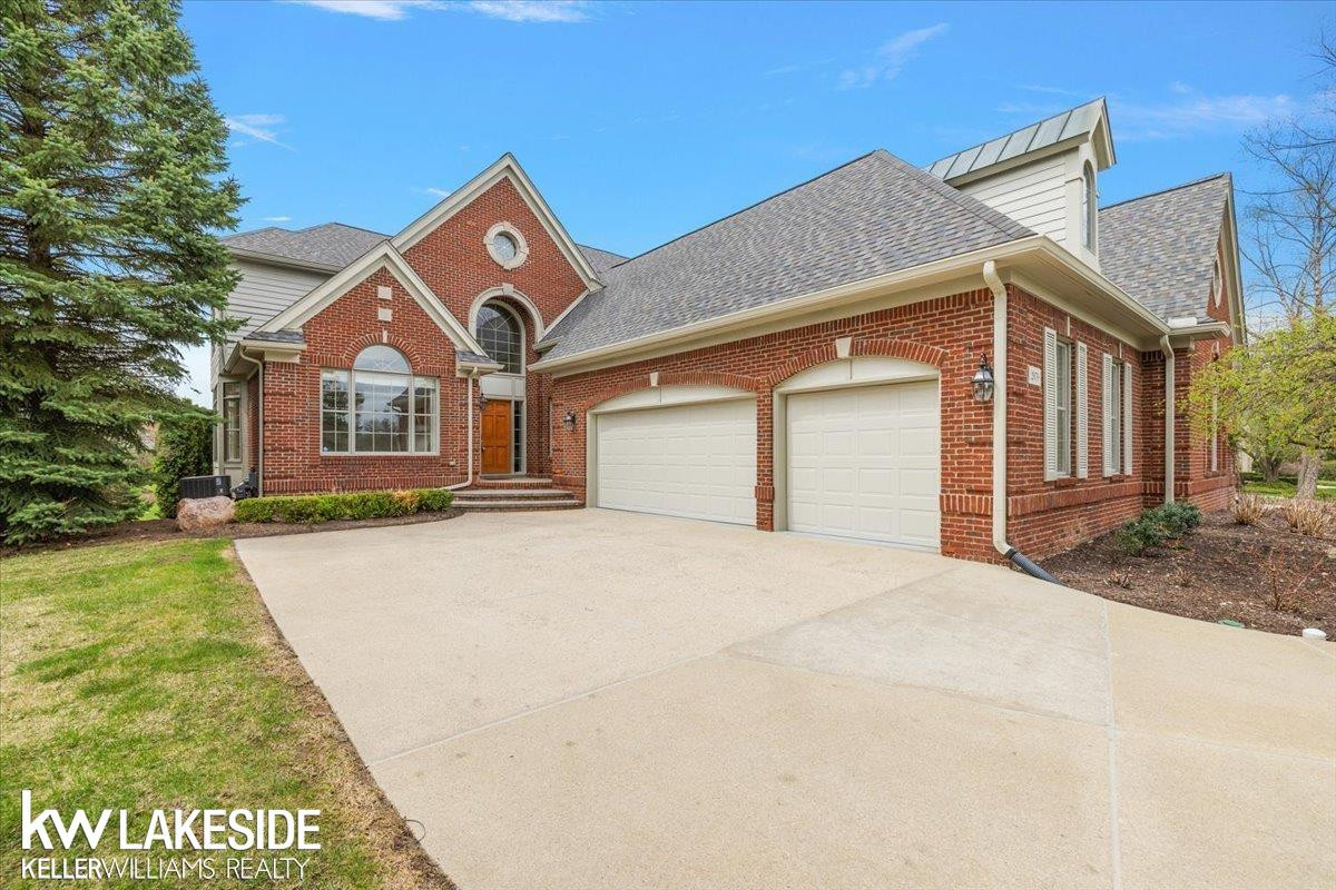 2879 Hastings Court, MI 48306 — Photo 2