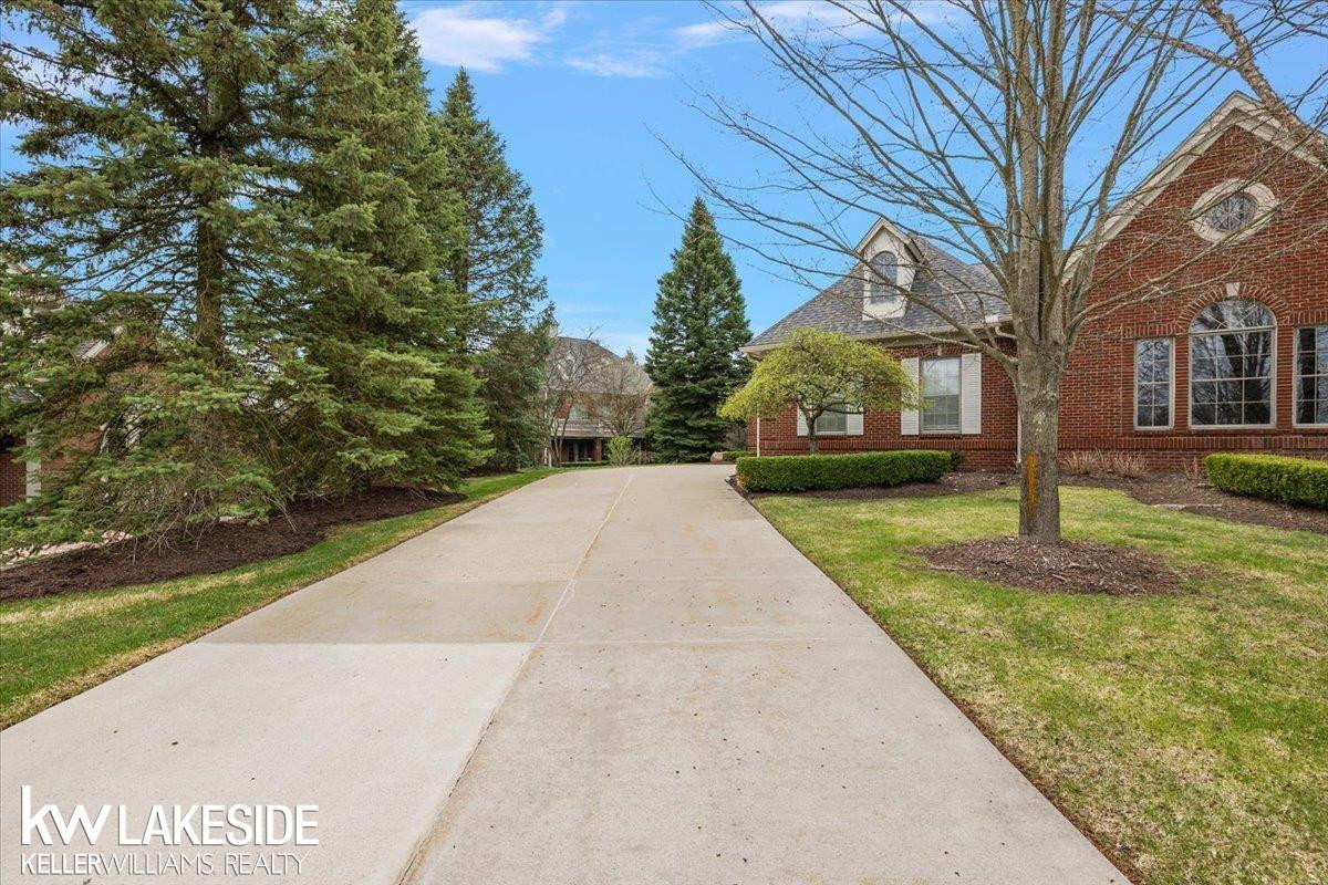 2879 Hastings Court, MI 48306 — Photo 4
