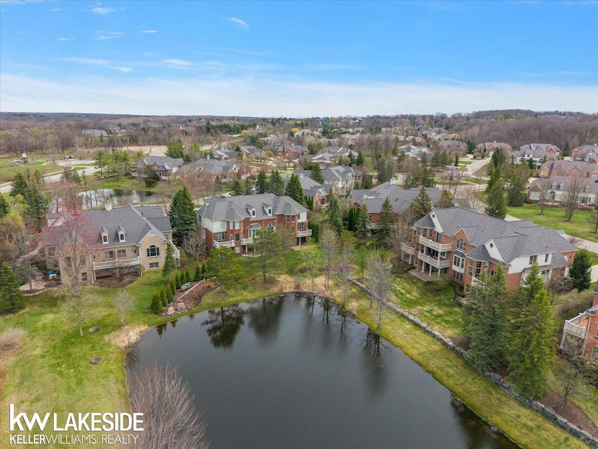 2879 Hastings Court, MI 48306 — Photo 13