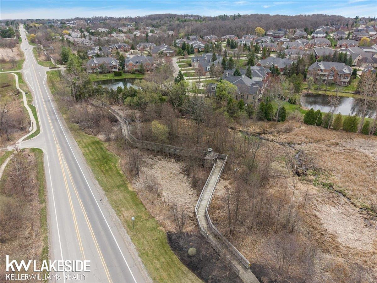2879 Hastings Court, MI 48306 — Photo 19