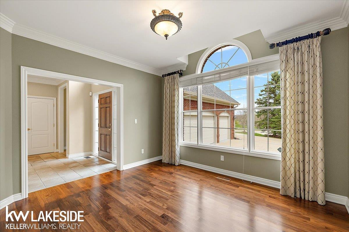 2879 Hastings Court, MI 48306 — Photo 27