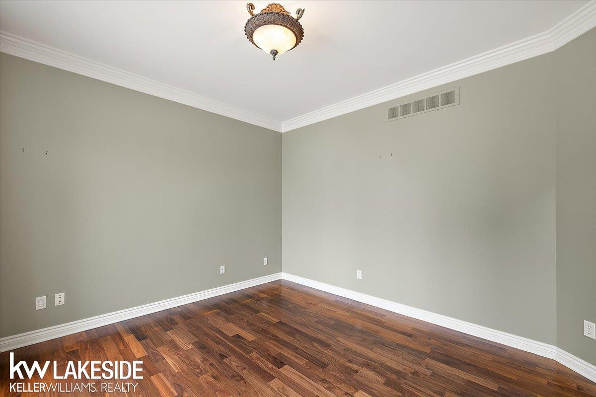 2879 Hastings Court, MI 48306 — Photo 28
