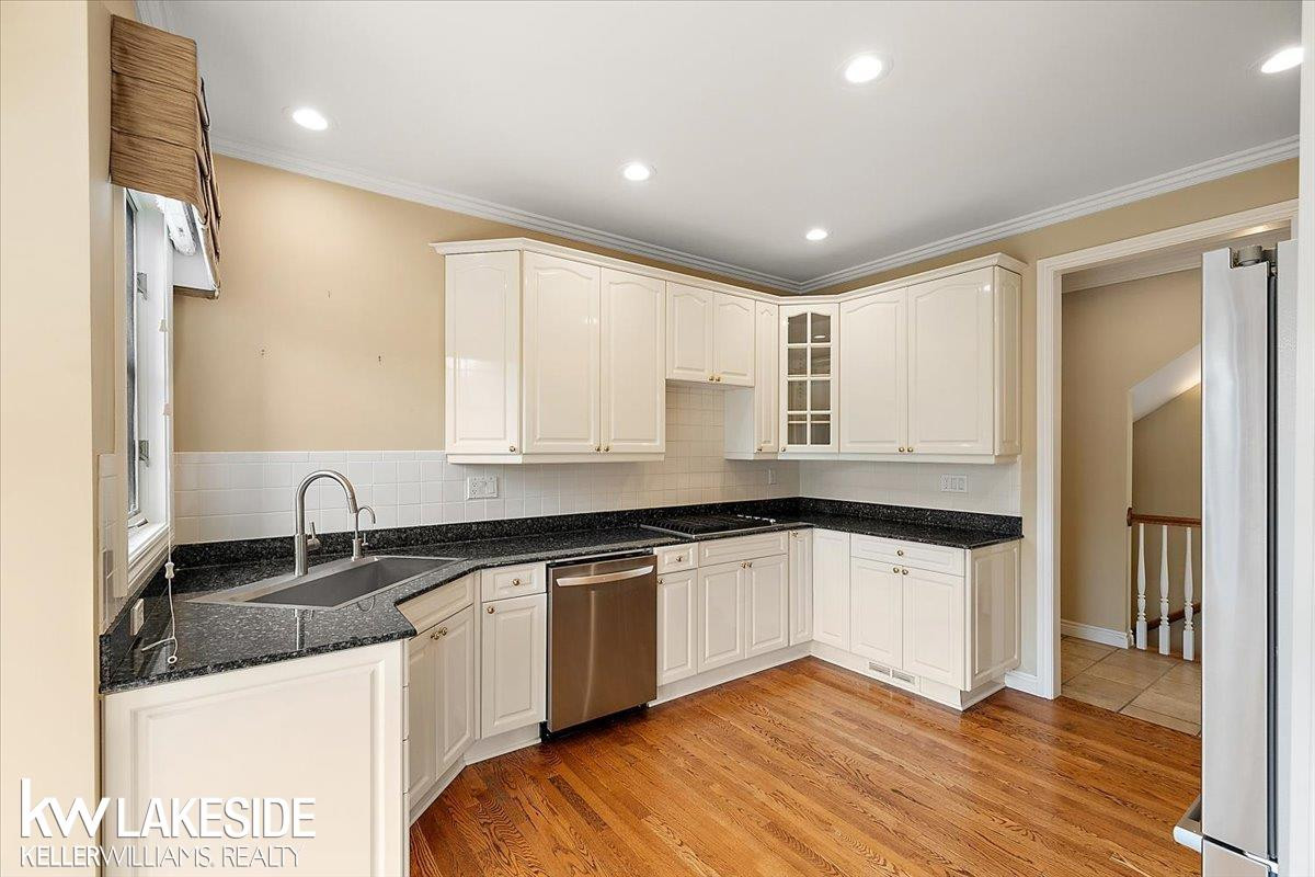 2879 Hastings Court, MI 48306 — Photo 44