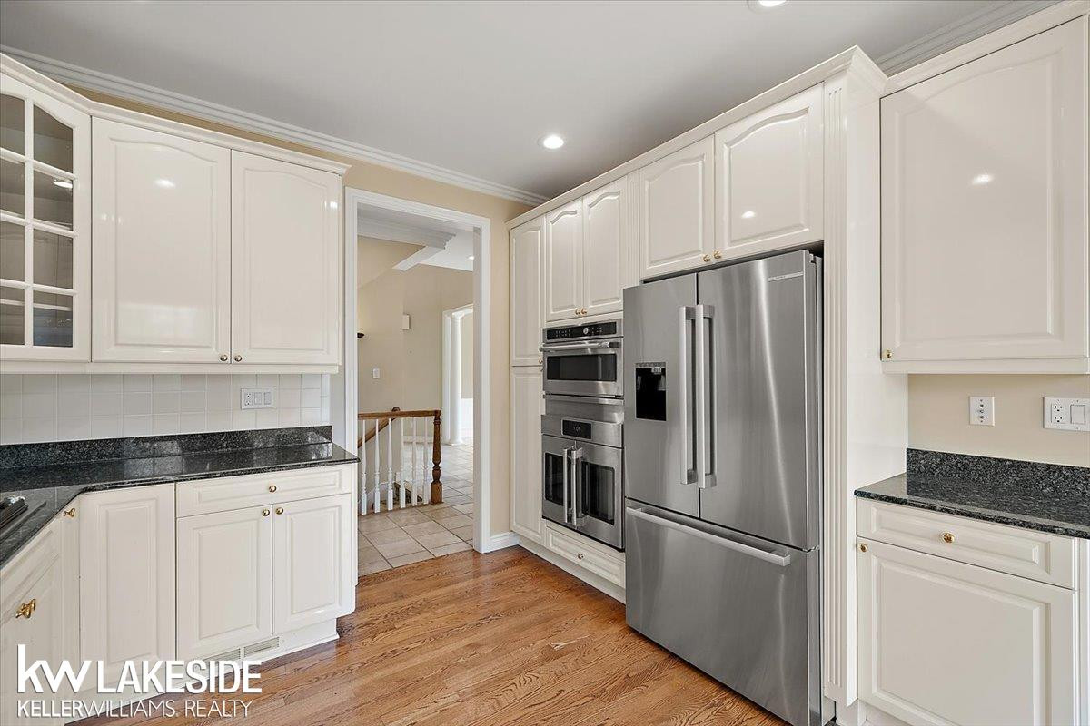 2879 Hastings Court, MI 48306 — Photo 47