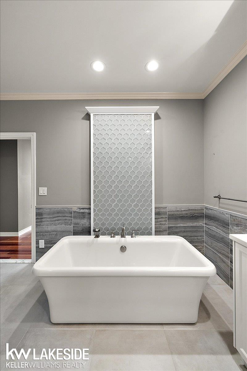 2879 Hastings Court, MI 48306 — Photo 56