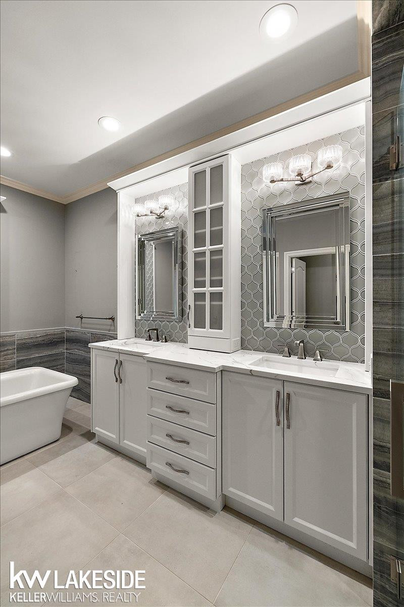 2879 Hastings Court, MI 48306 — Photo 55