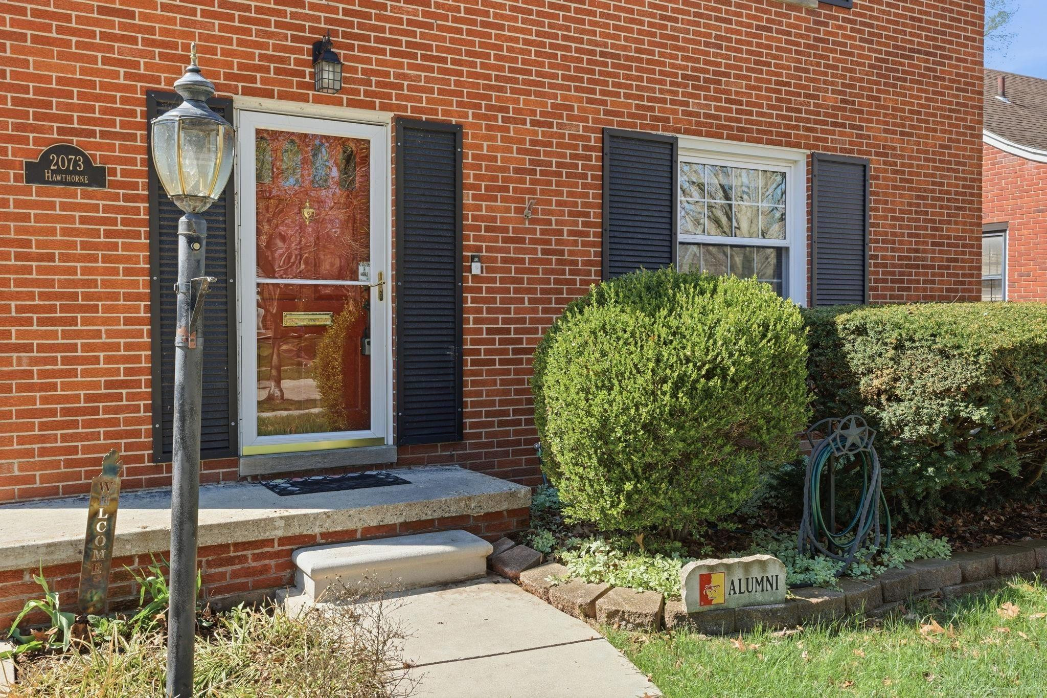 2073 Hawthorne Road, Grosse Pointe Woods, MI 48236 — Photo 4