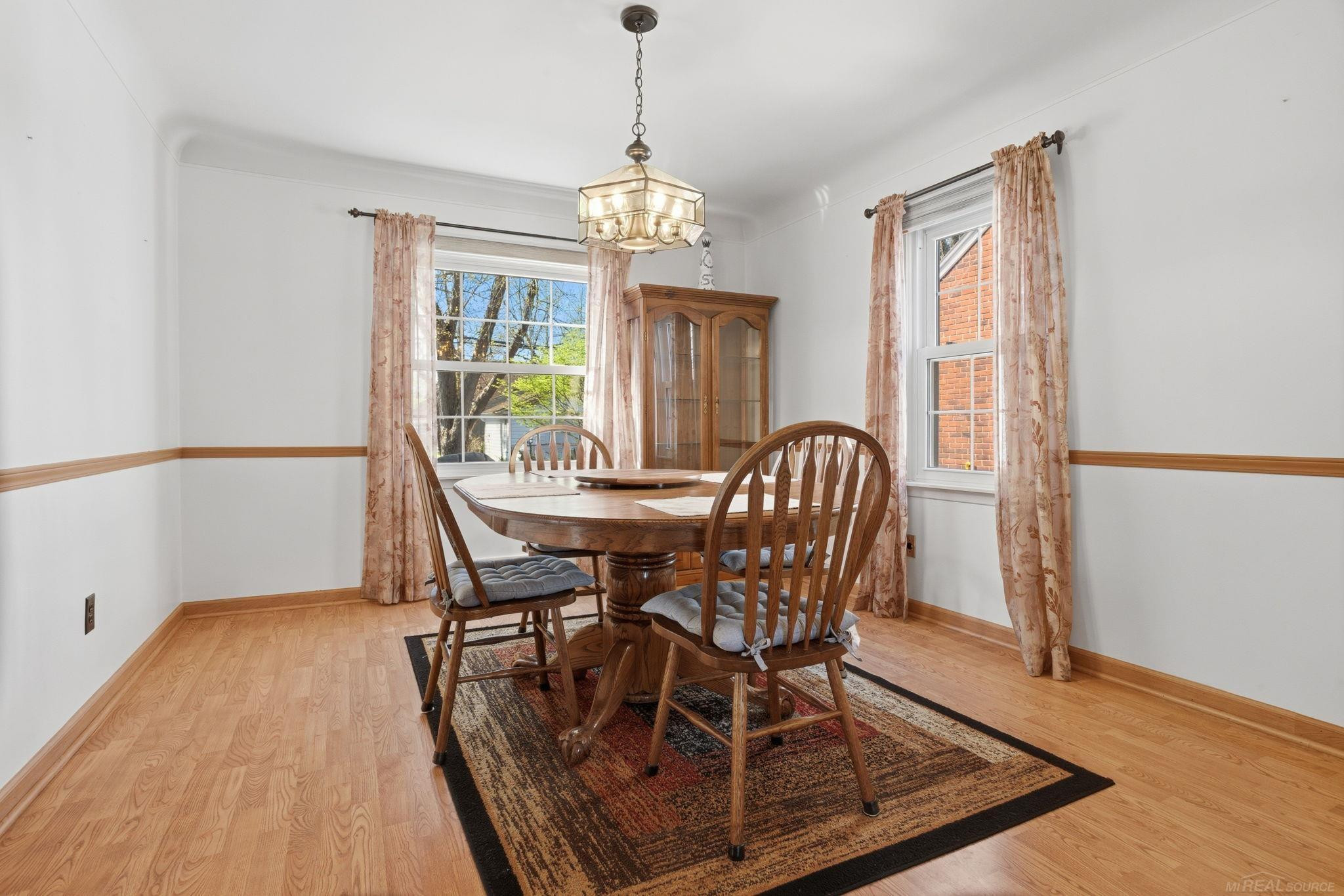 2073 Hawthorne Road, Grosse Pointe Woods, MI 48236 — Photo 7