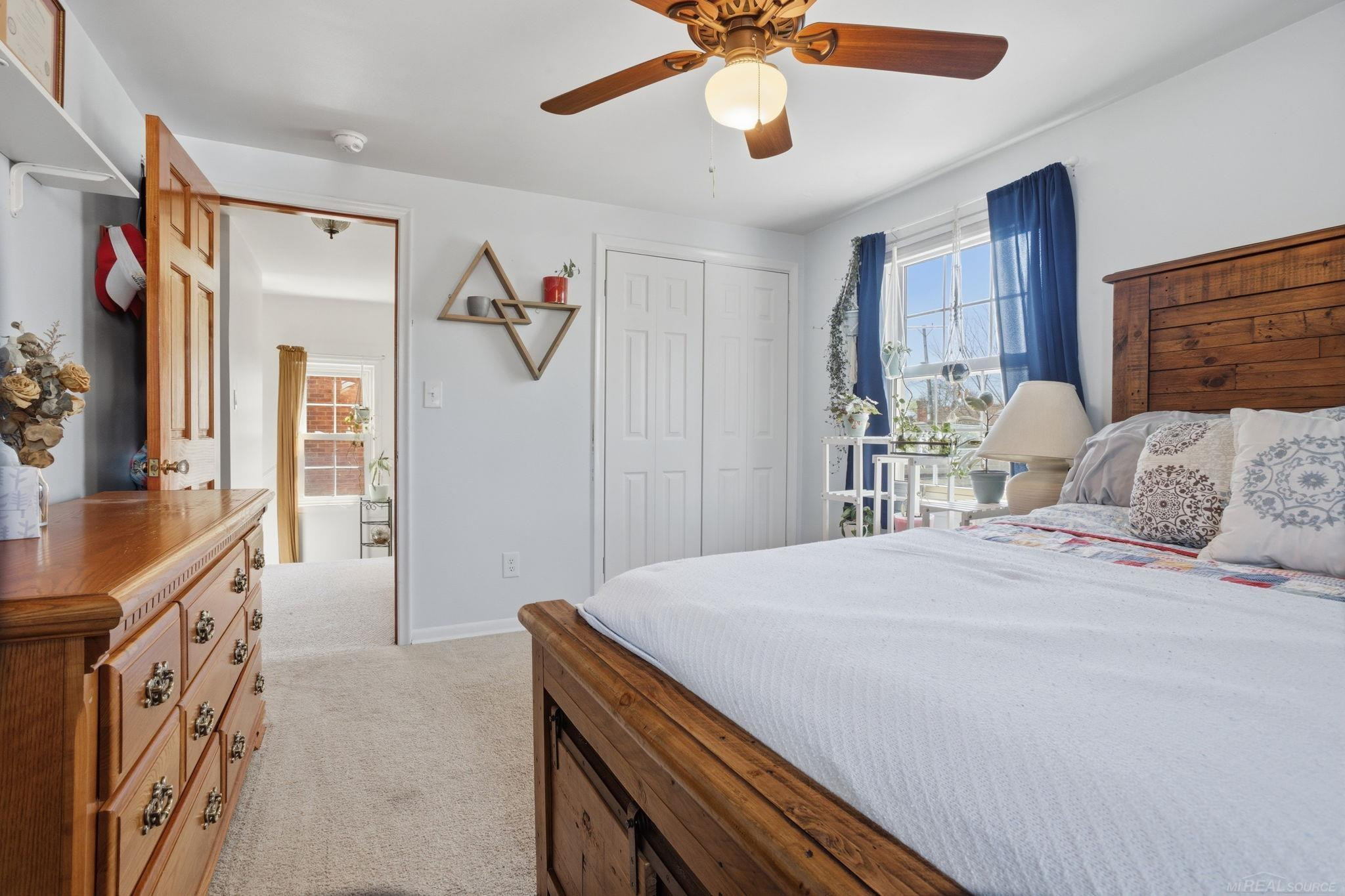 2073 Hawthorne Road, Grosse Pointe Woods, MI 48236 — Photo 14