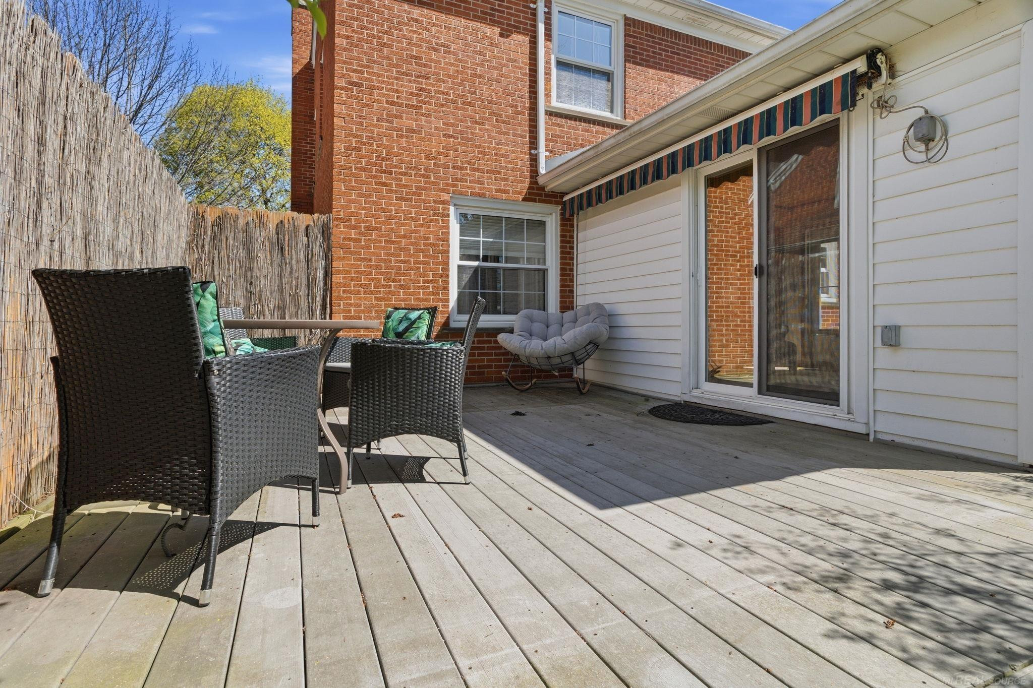 2073 Hawthorne Road, Grosse Pointe Woods, MI 48236 — Photo 25