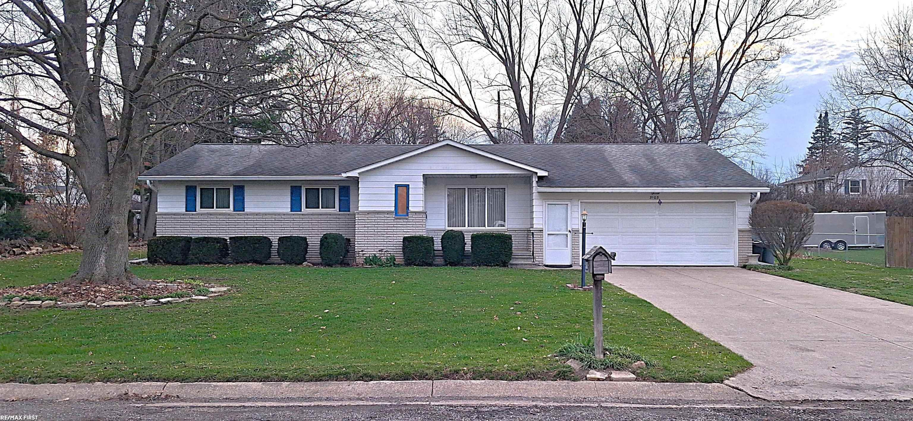 2780 Naples Court, Lapeer, MI, 48446