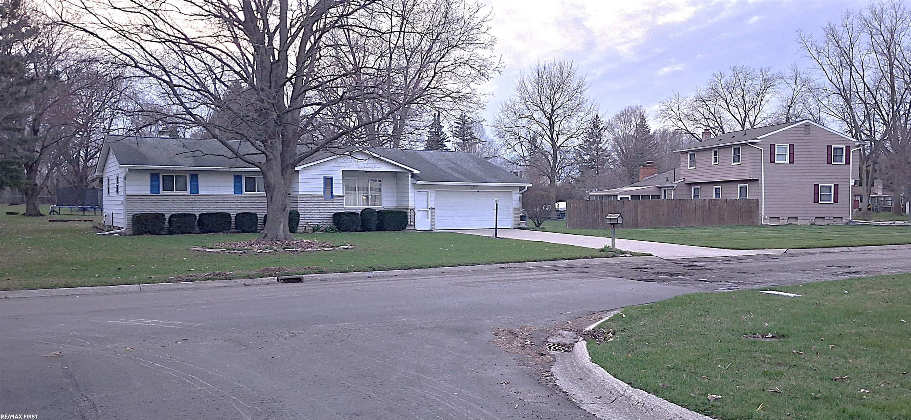 3103 Pinehill Place, Flushing, MI 48433 — Photo 5