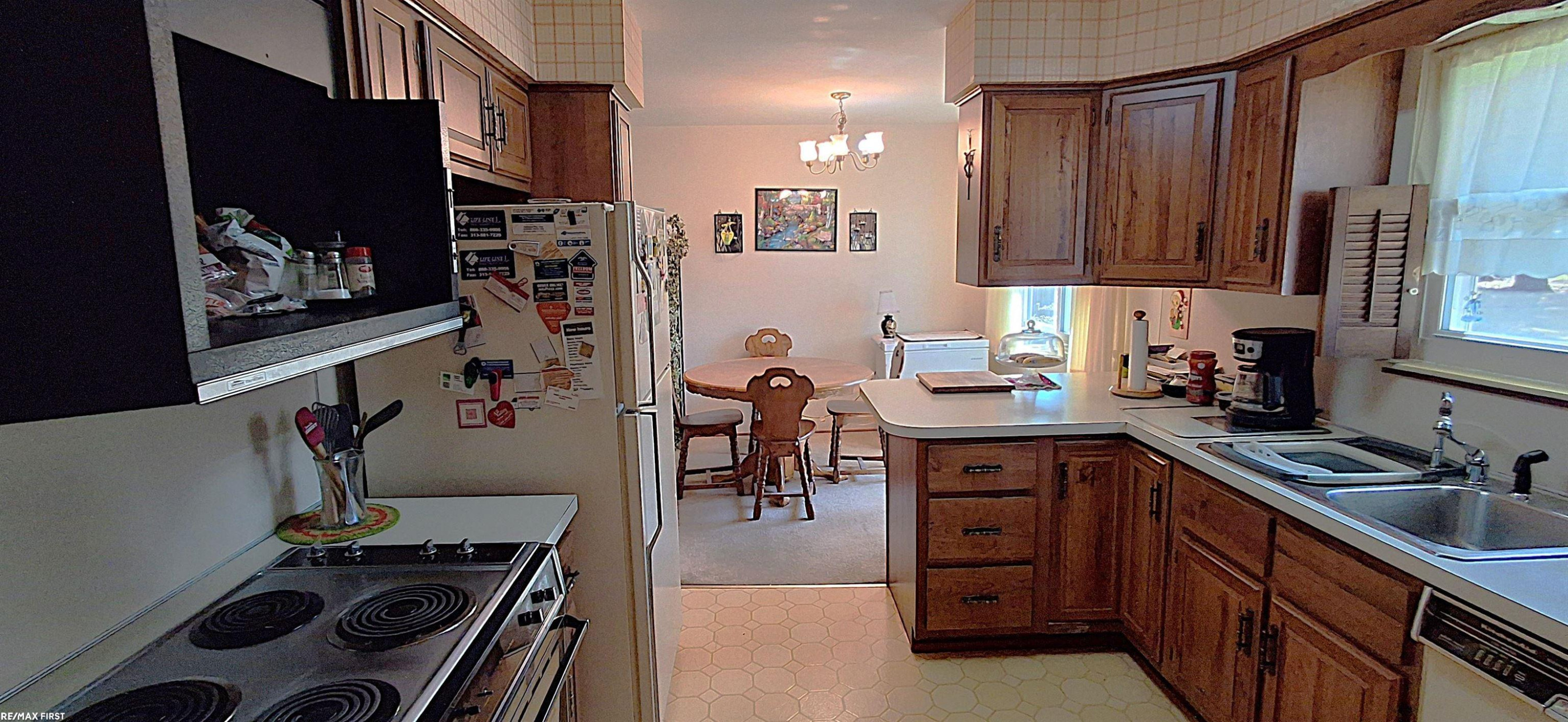 3103 Pinehill Place, Flushing, MI 48433 — Photo 18