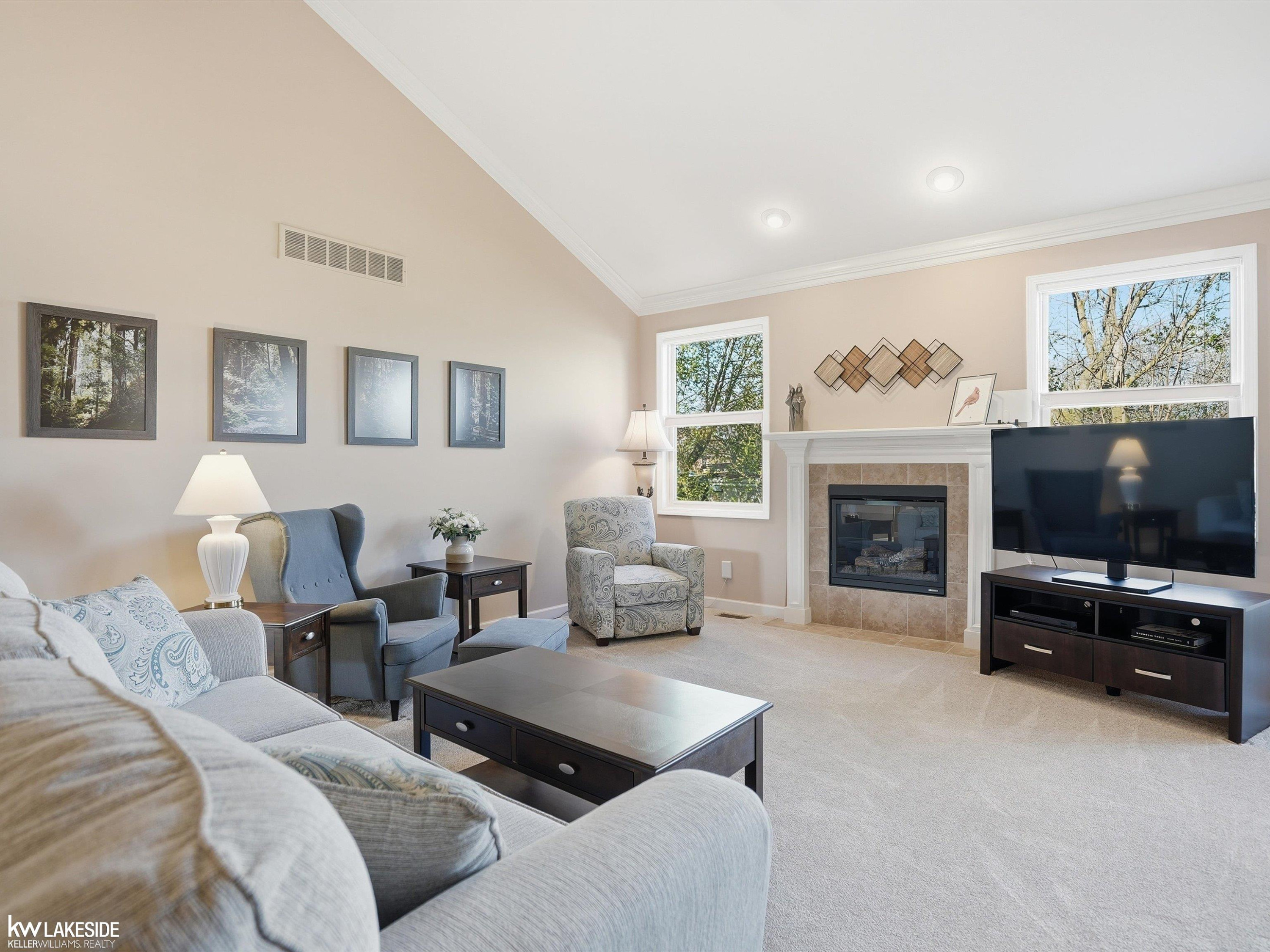 46899 Cynthia Drive, Macomb, MI 48044 — Photo 10