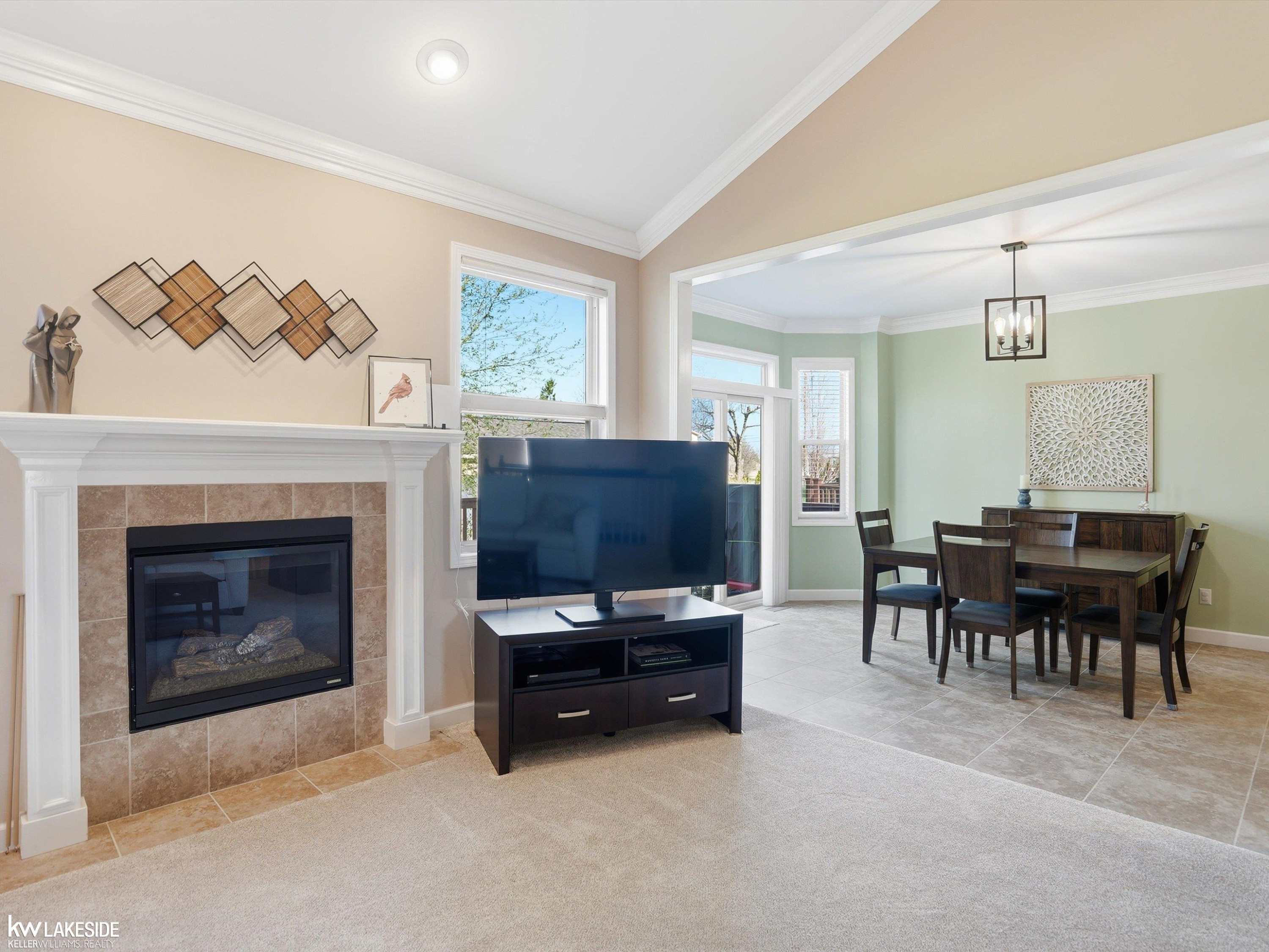 46899 Cynthia Drive, Macomb, MI 48044 — Photo 11