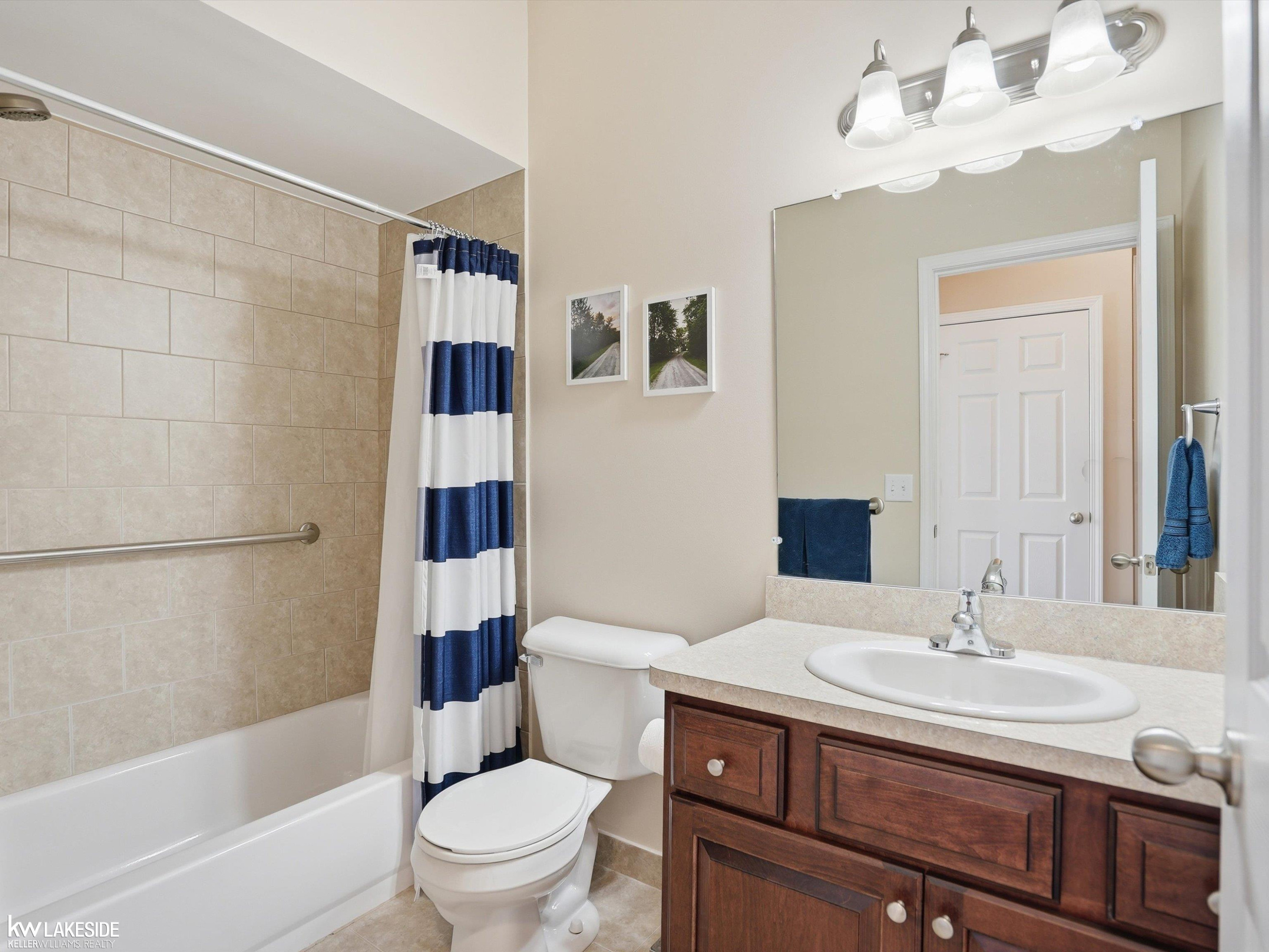 46899 Cynthia Drive, Macomb, MI 48044 — Photo 25