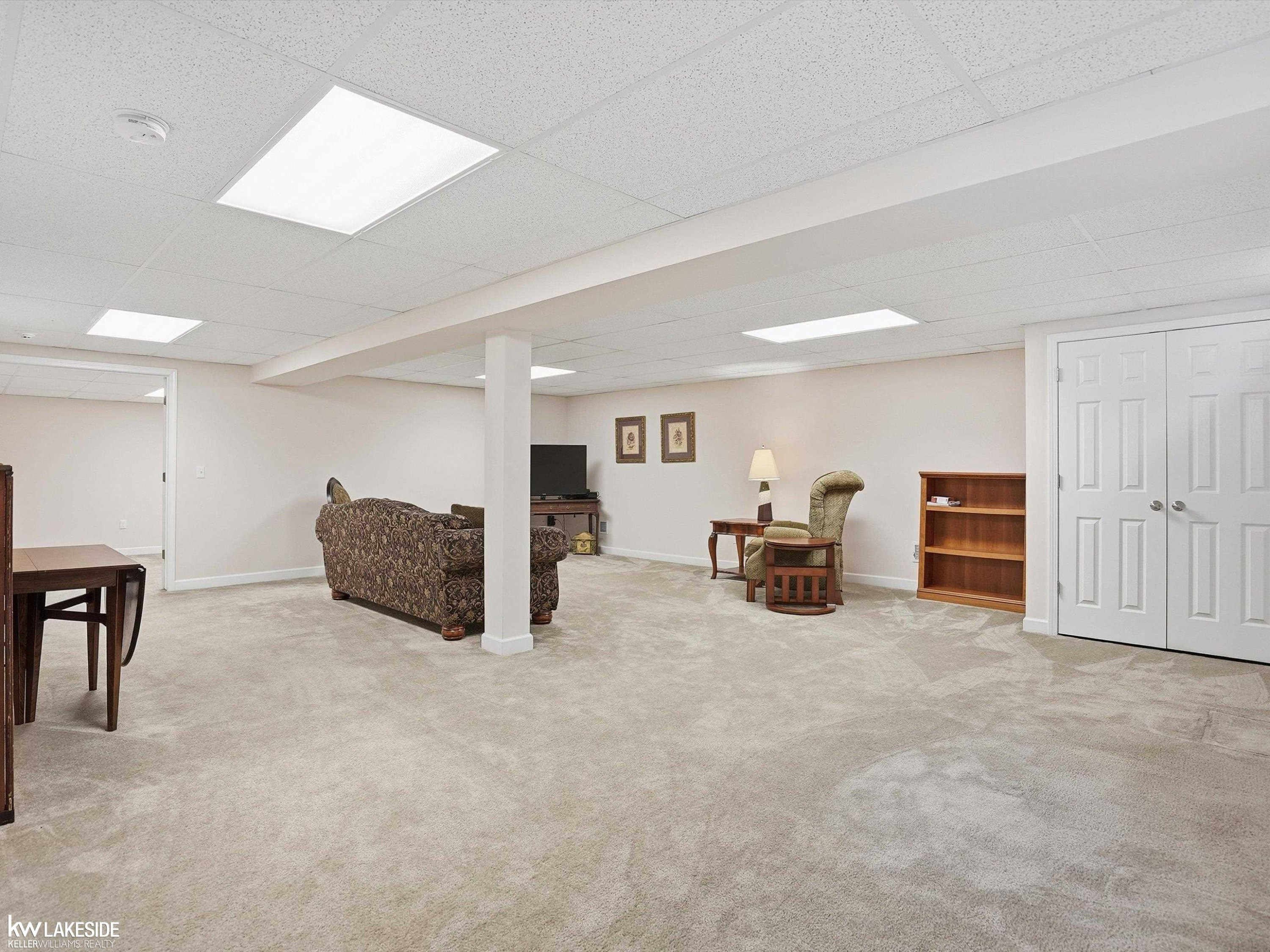 46899 Cynthia Drive, Macomb, MI 48044 — Photo 33