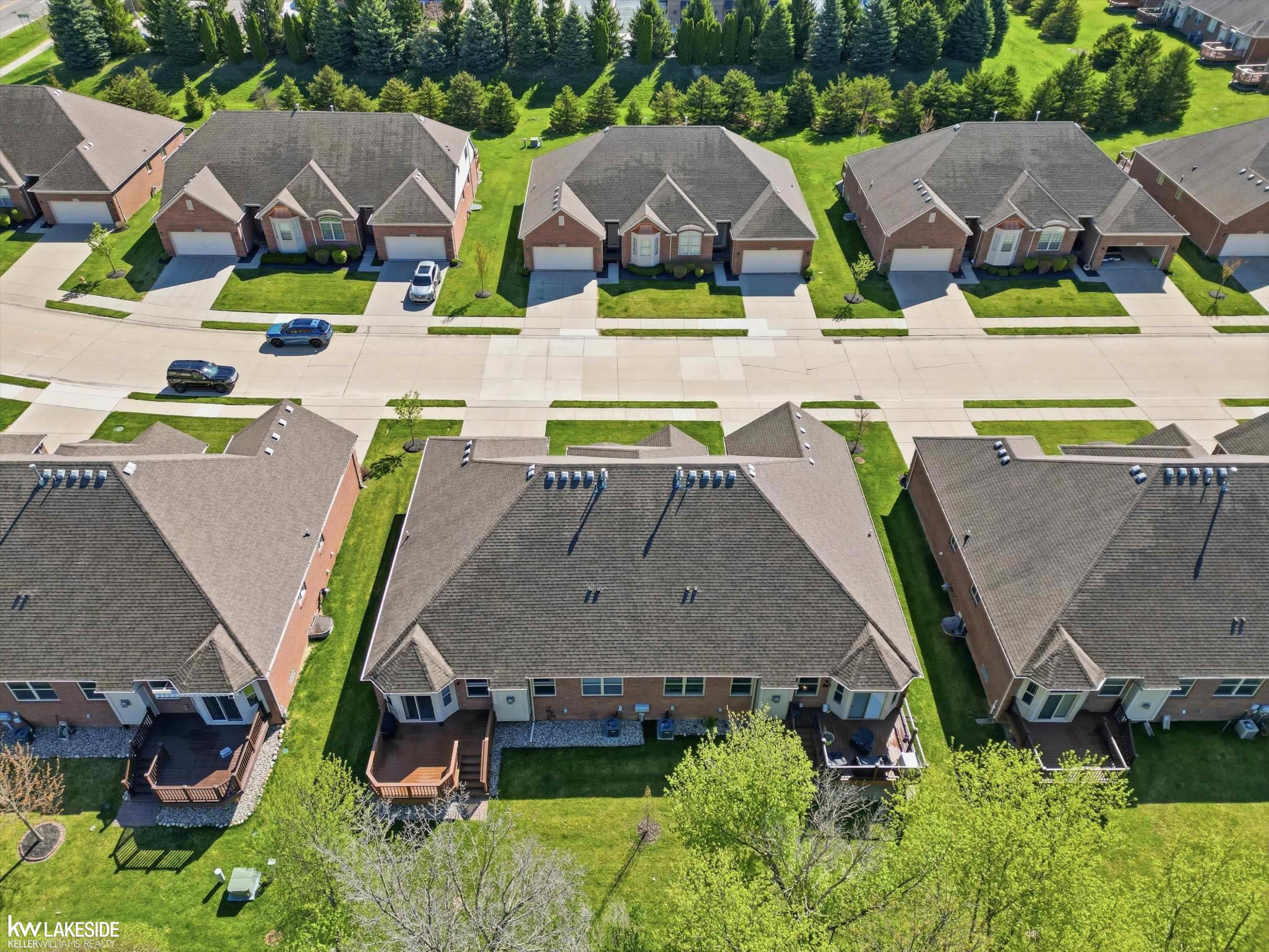 46899 Cynthia Drive, Macomb, MI 48044 — Photo 43