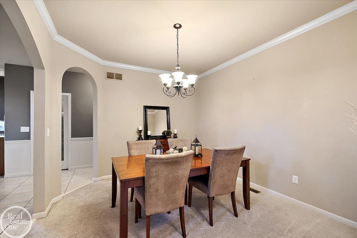 15833 Kingsway Drive, MI 48044 — Photo 24