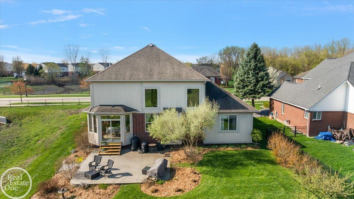 15833 Kingsway Drive, MI 48044 — Photo 55