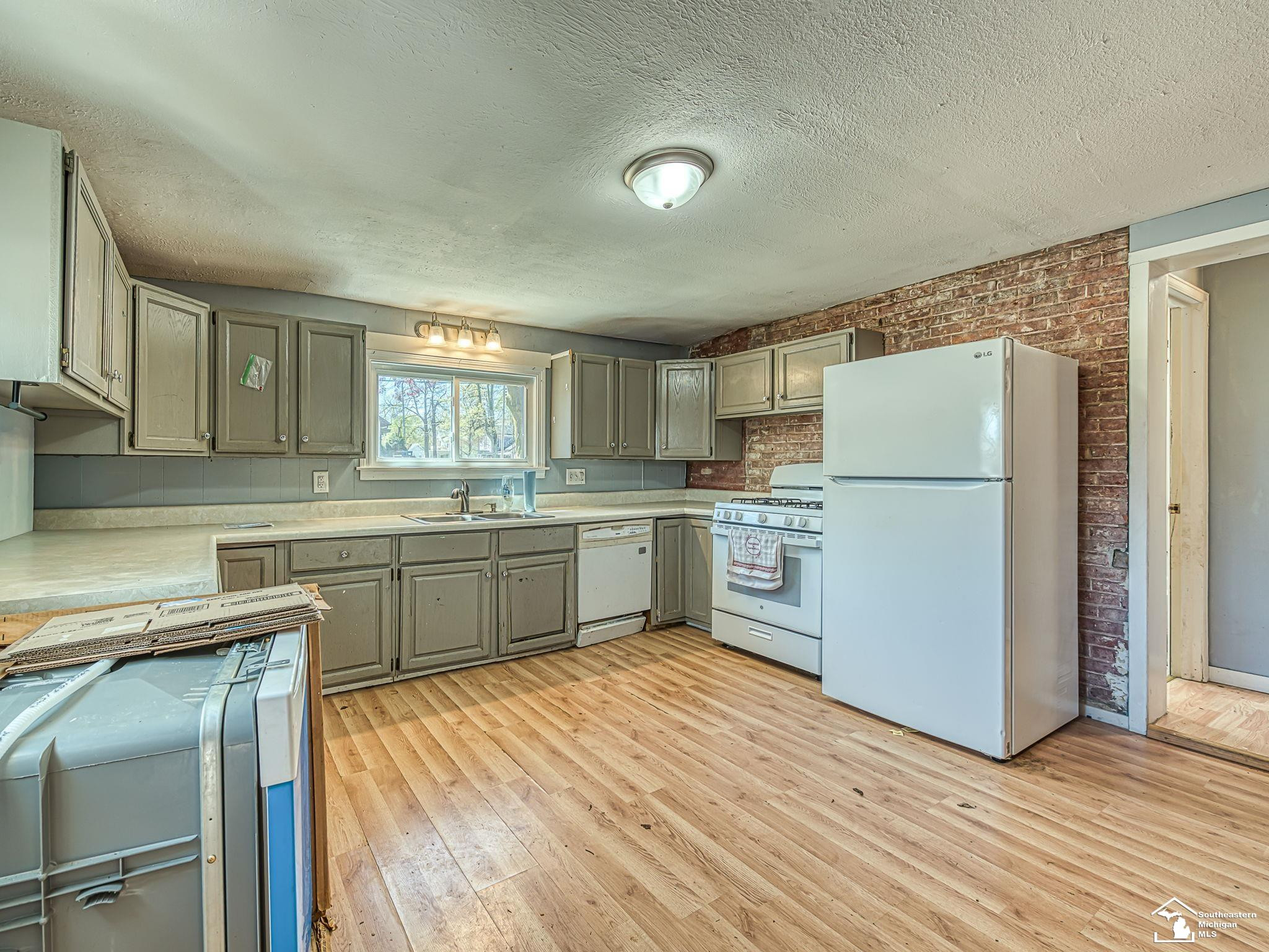 115 Grove Street, Hudson, MI 49247 — Photo 17
