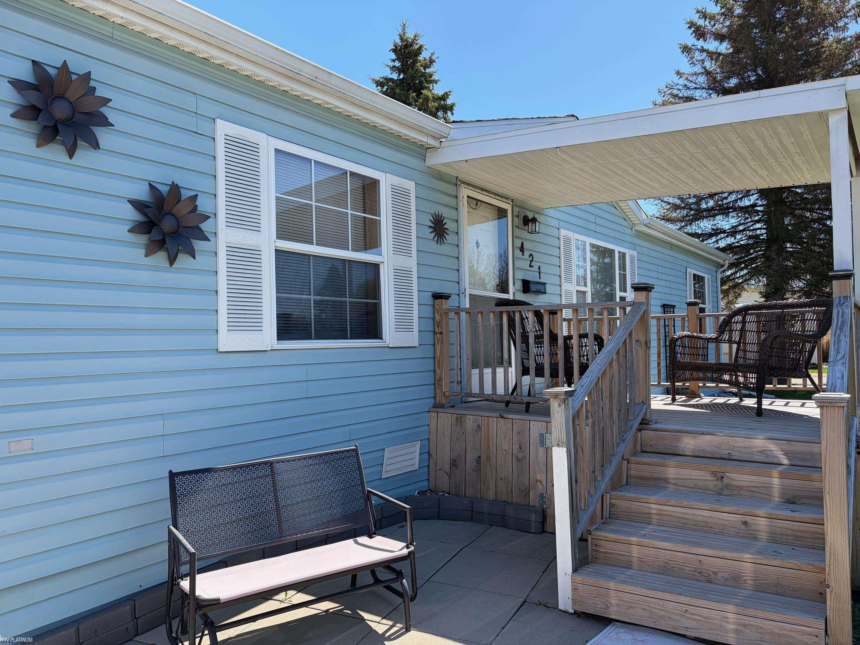 421 Red Pine Drive, Flint, MI 48506 — Photo 2