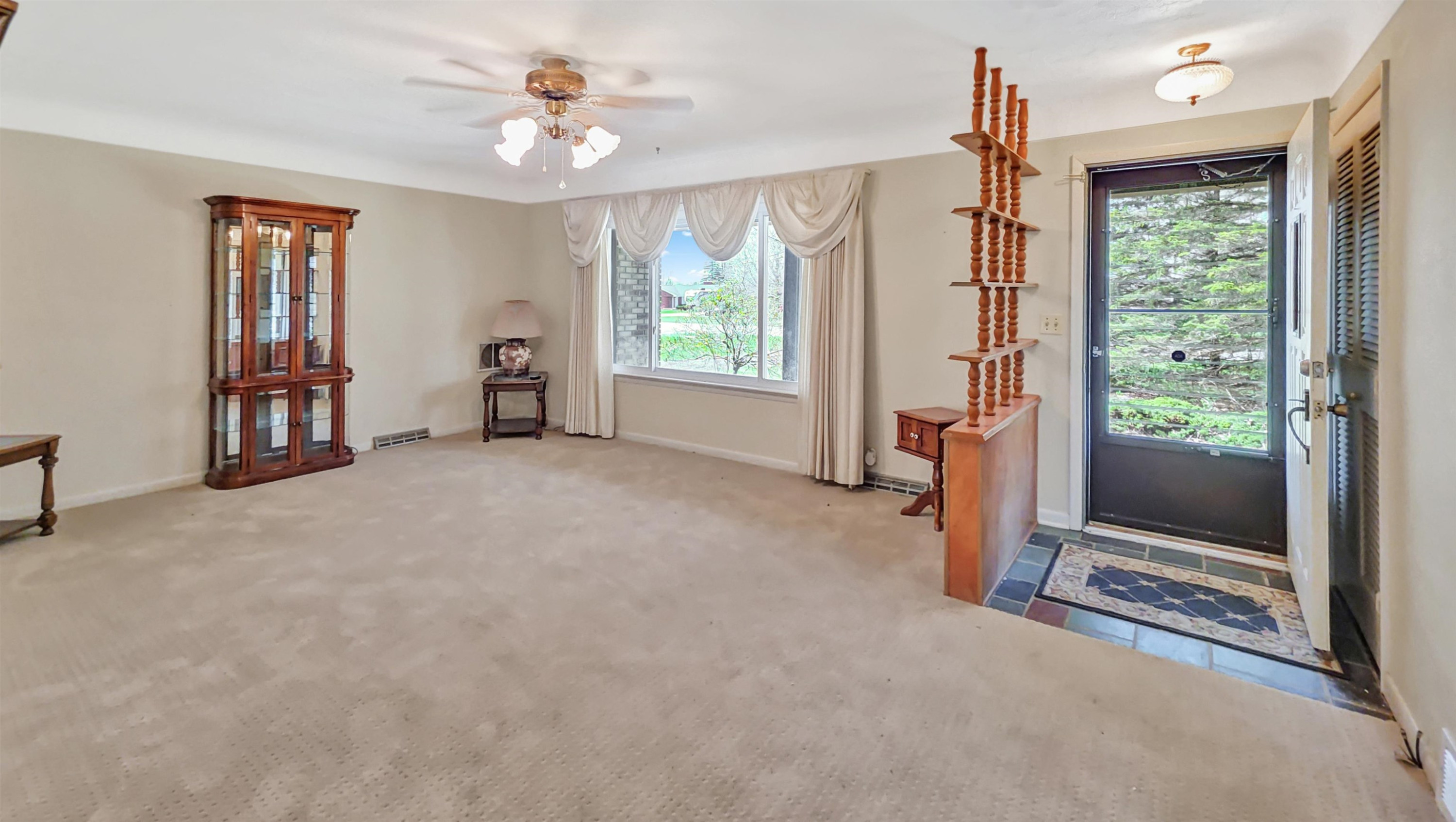 8166 N Linden Road, Mount Morris, MI 48458 — Photo 3
