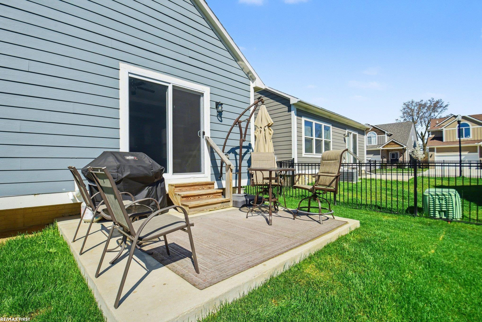 47050 Brookview Drive, MI 48047 — Photo 24