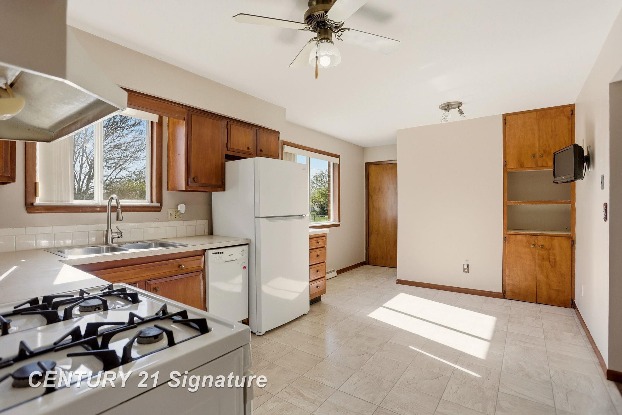 3572 Ruskview Drive, Saginaw, MI 48603 — Photo 12