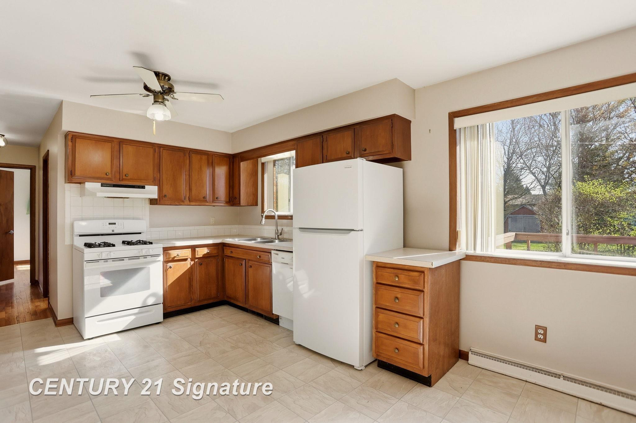 3572 Ruskview Drive, Saginaw, MI 48603 — Photo 13
