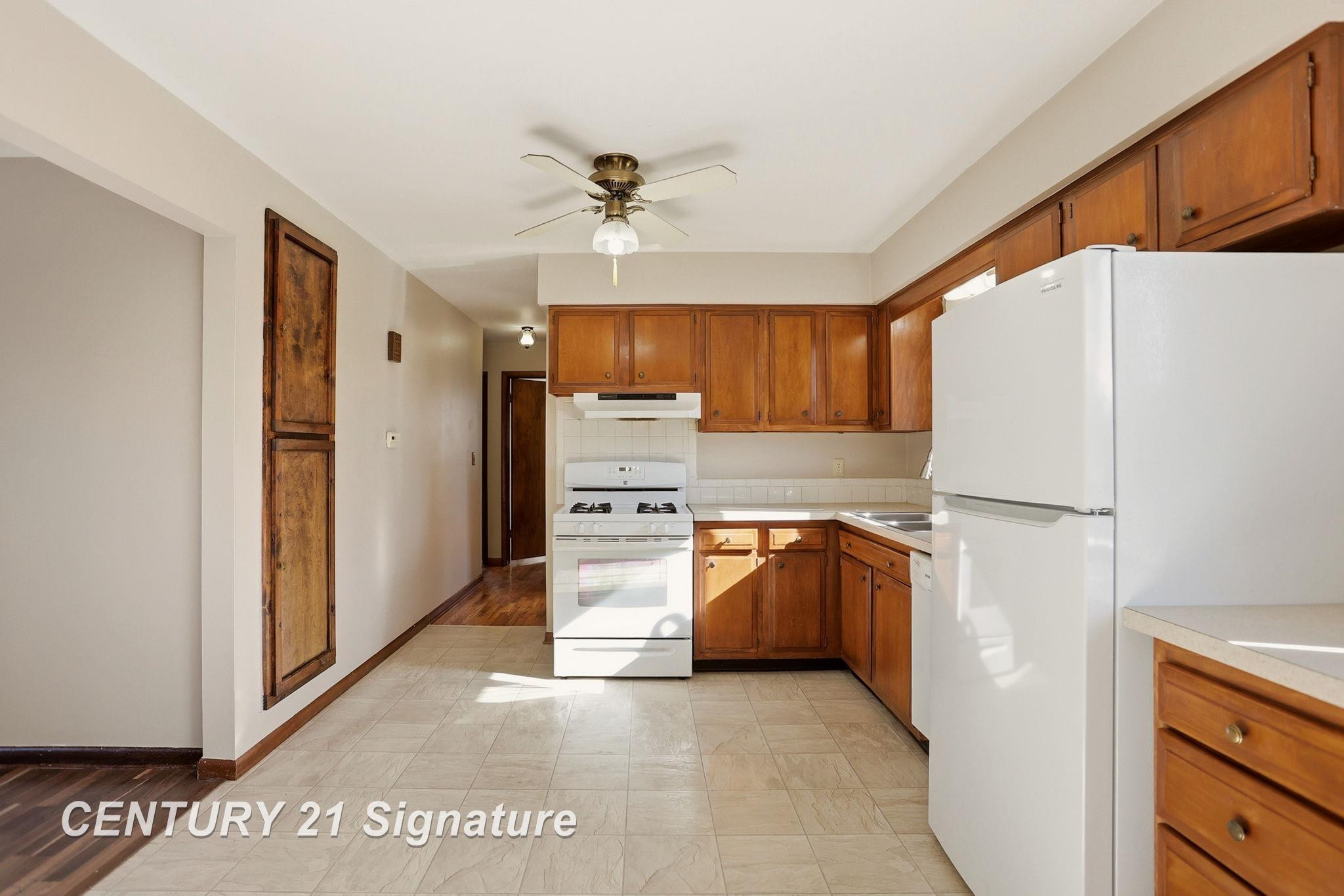 3572 Ruskview Drive, Saginaw, MI 48603 — Photo 14