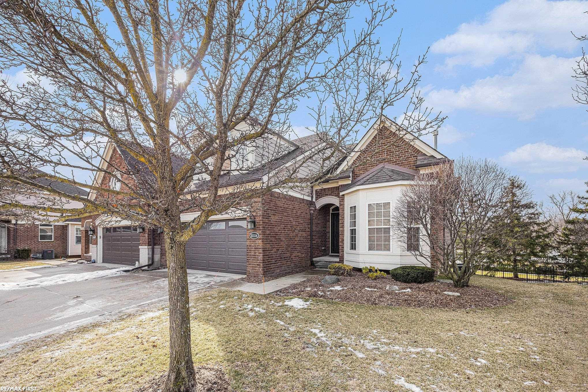 21114 Lilac Lane, Clinton Twp, MI 48036 — Photo 31