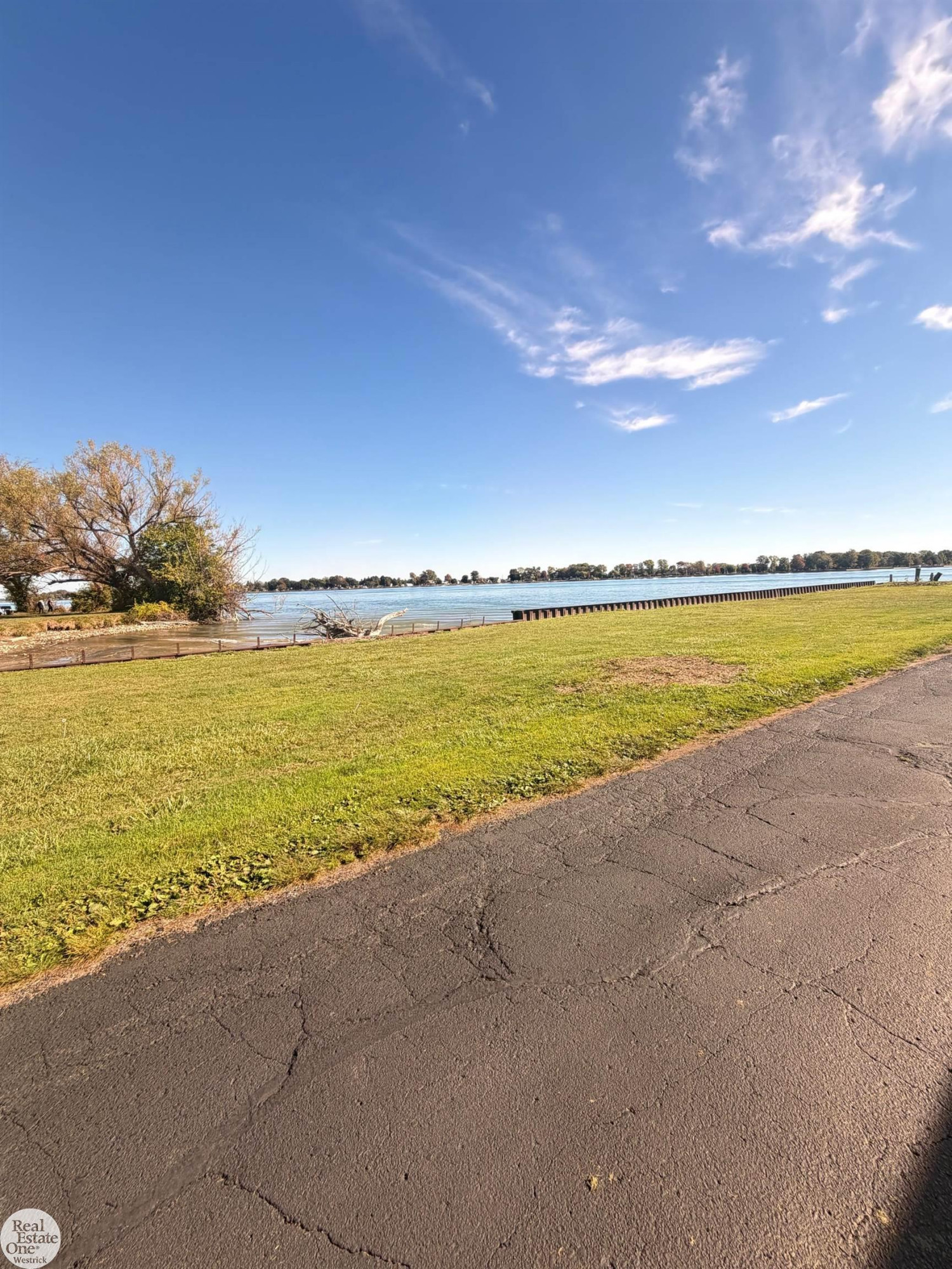 9237 River Rd UNIT&nbsp;3 Road, MI, 48001