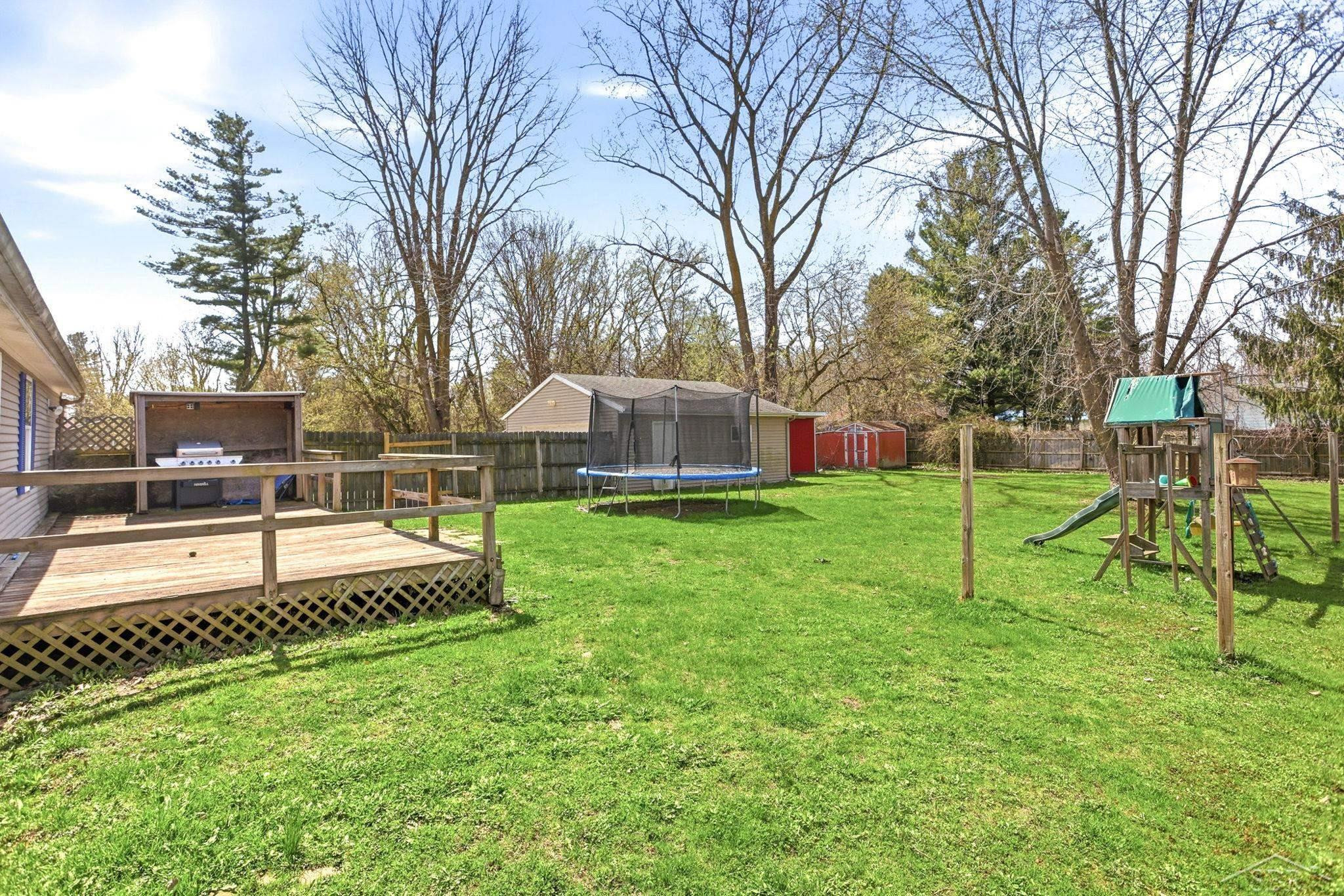 130 S Miller Road, Saginaw, MI 48609 — Photo 18