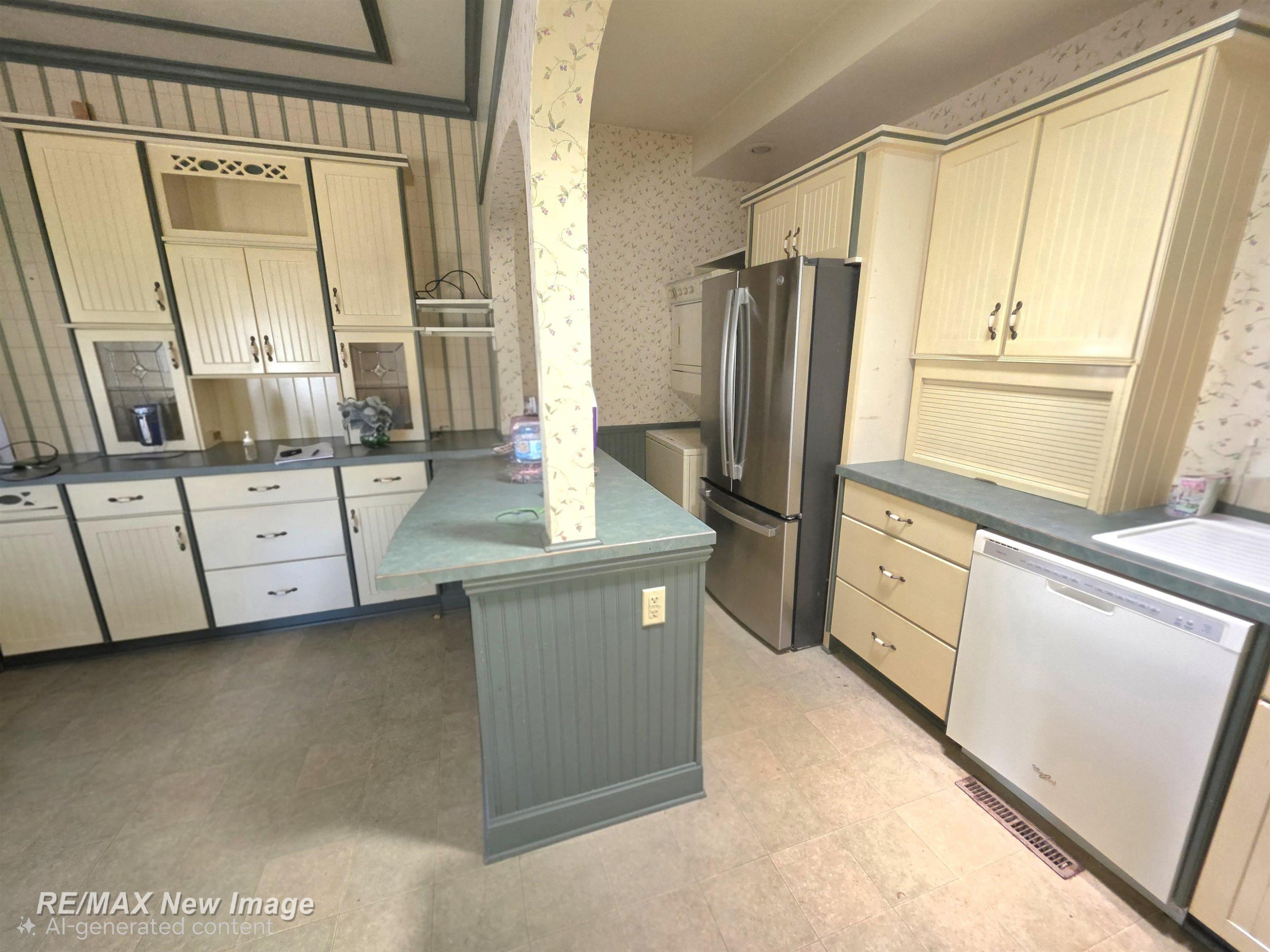 184 S Main Street, MI — Photo 12