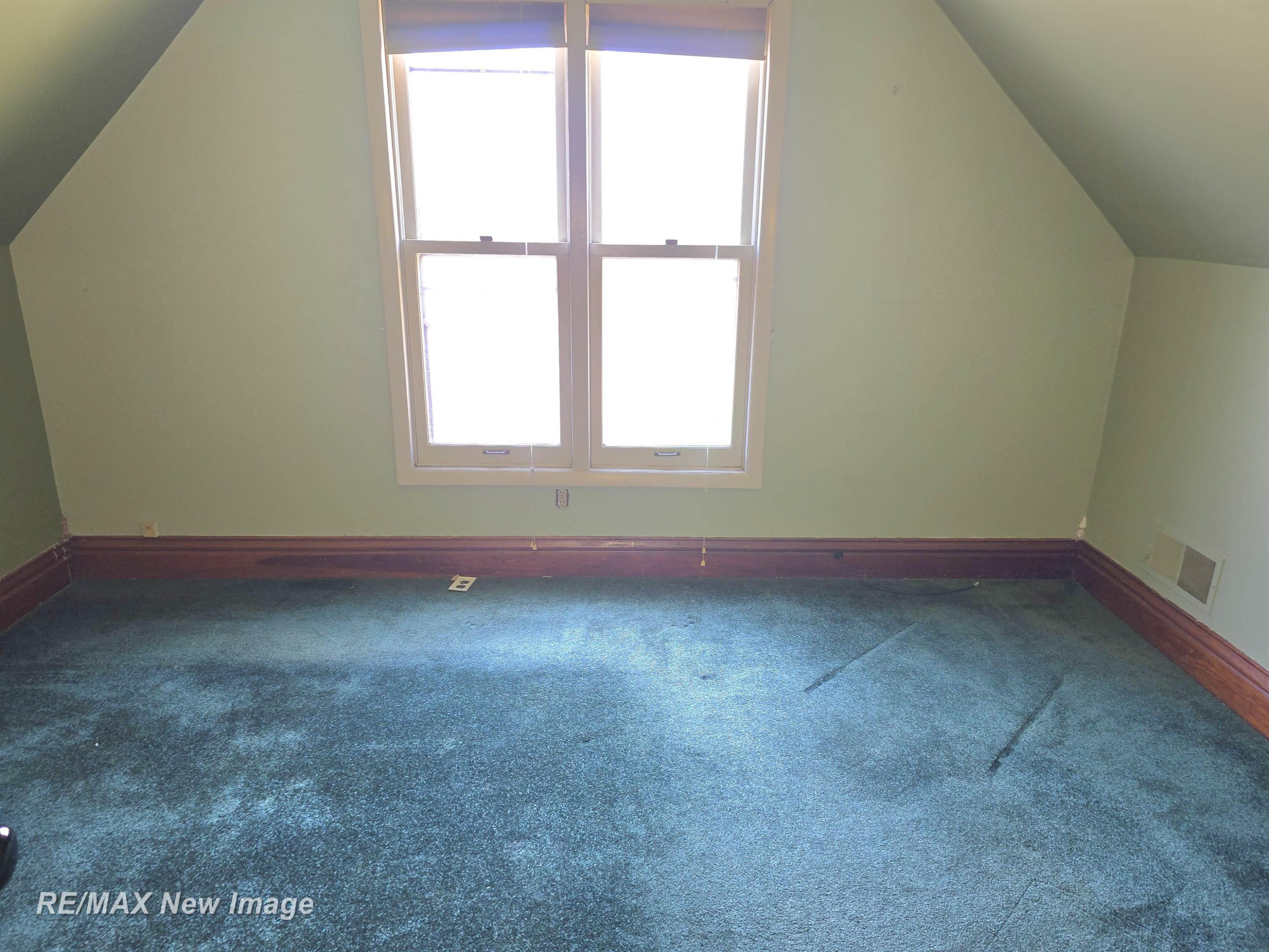 184 S Main Street, MI — Photo 22