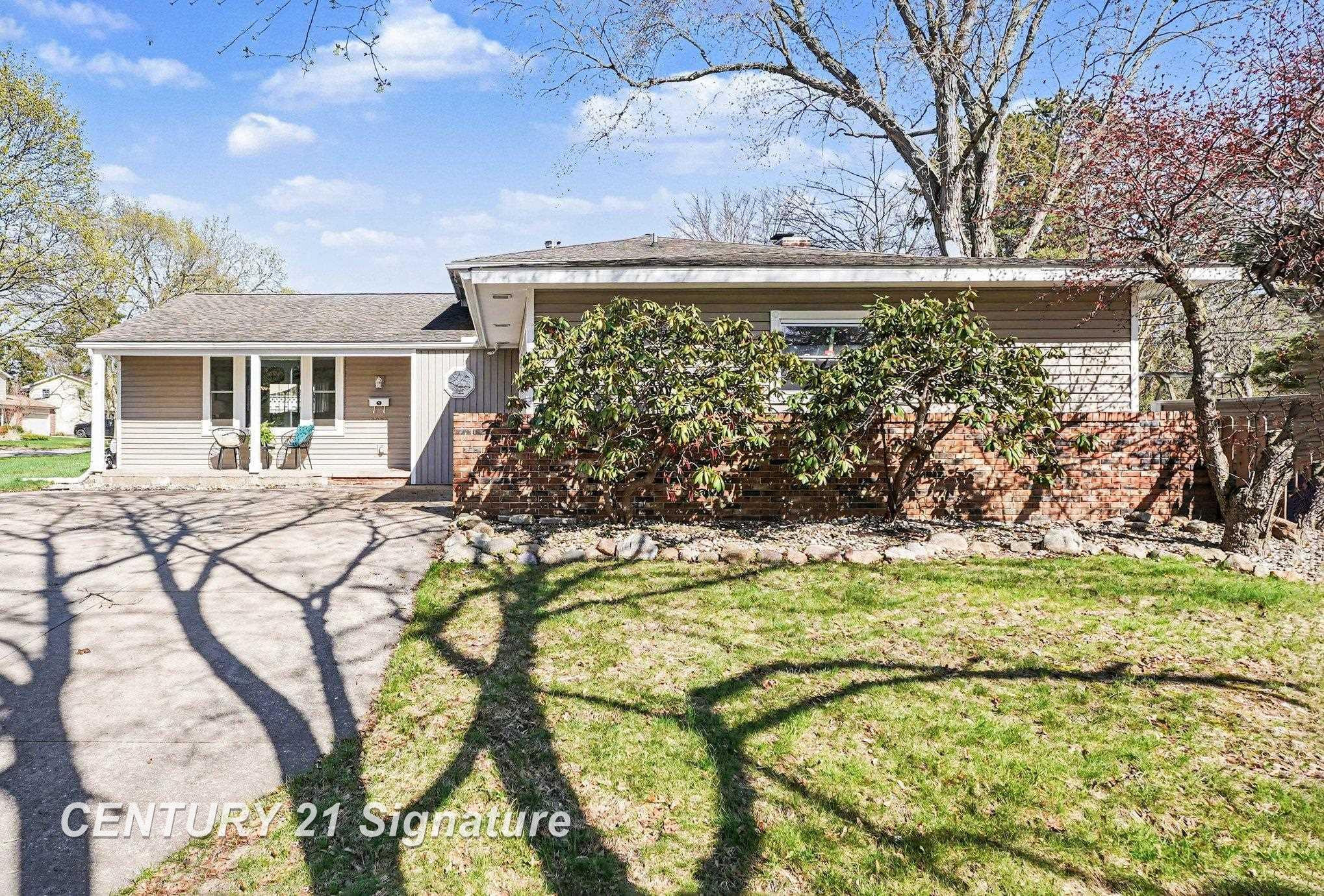 4206 Melody Lane, Midland, MI 48642 — Photo 2