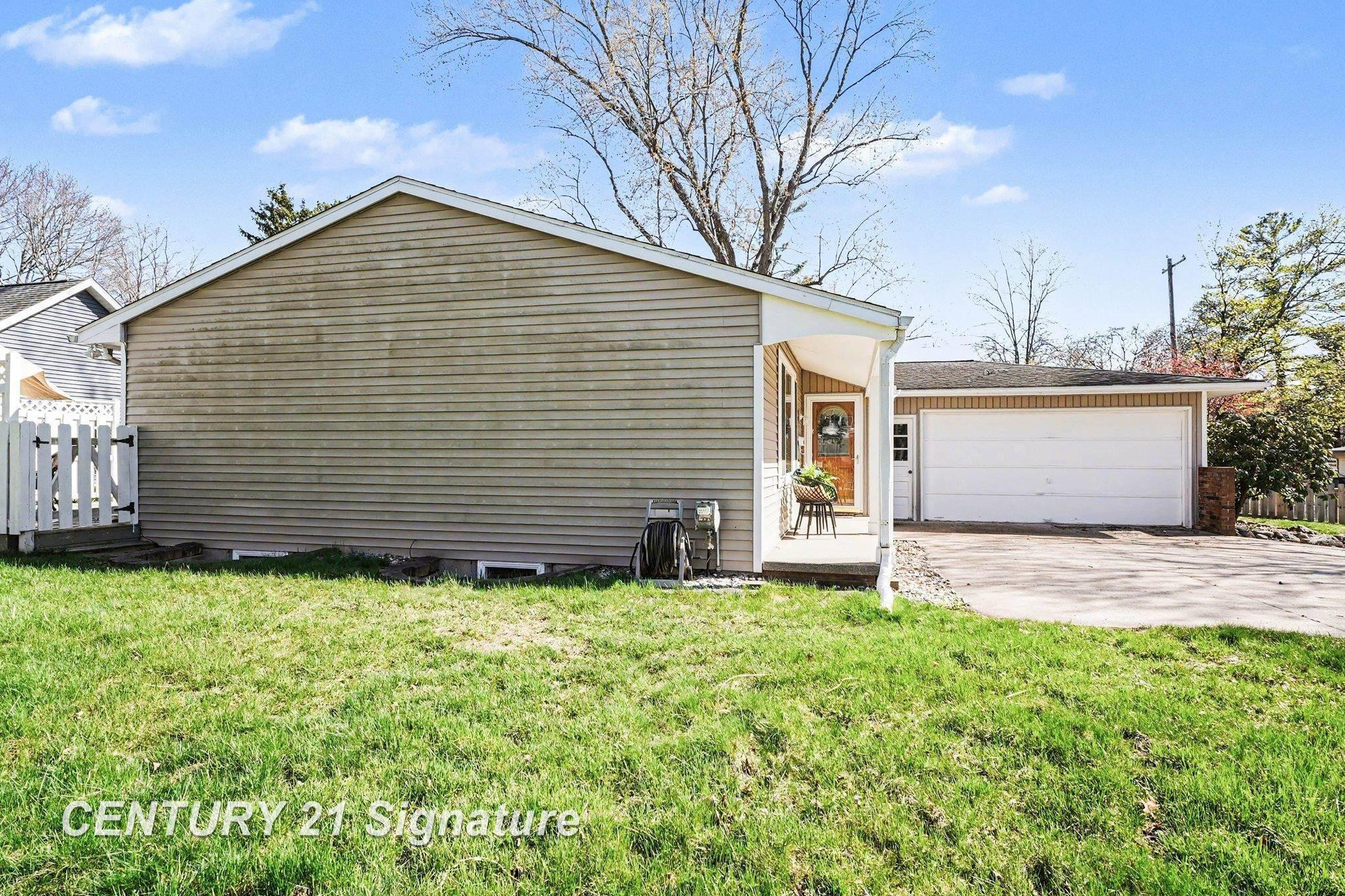 4206 Melody Lane, Midland, MI 48642 — Photo 37