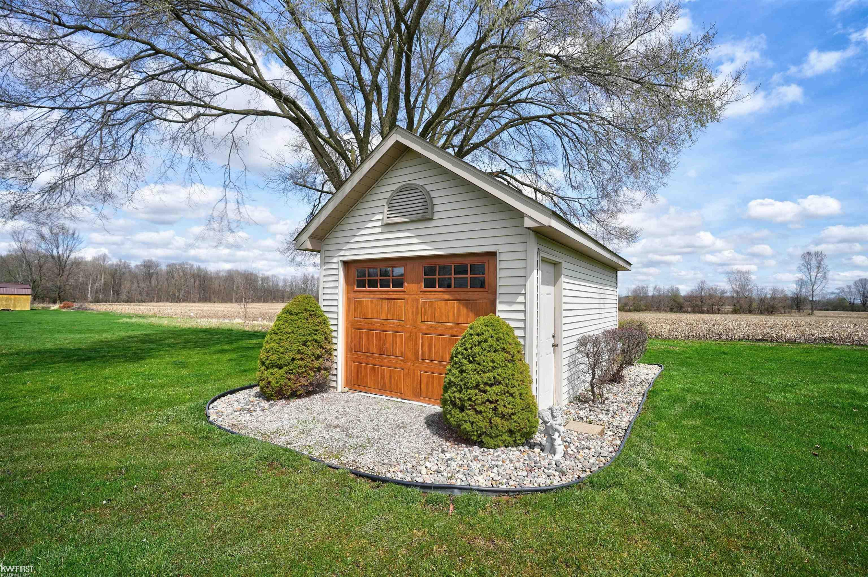 8094 Flintlock Road, Mount Morris, MI 48458 — Photo 6