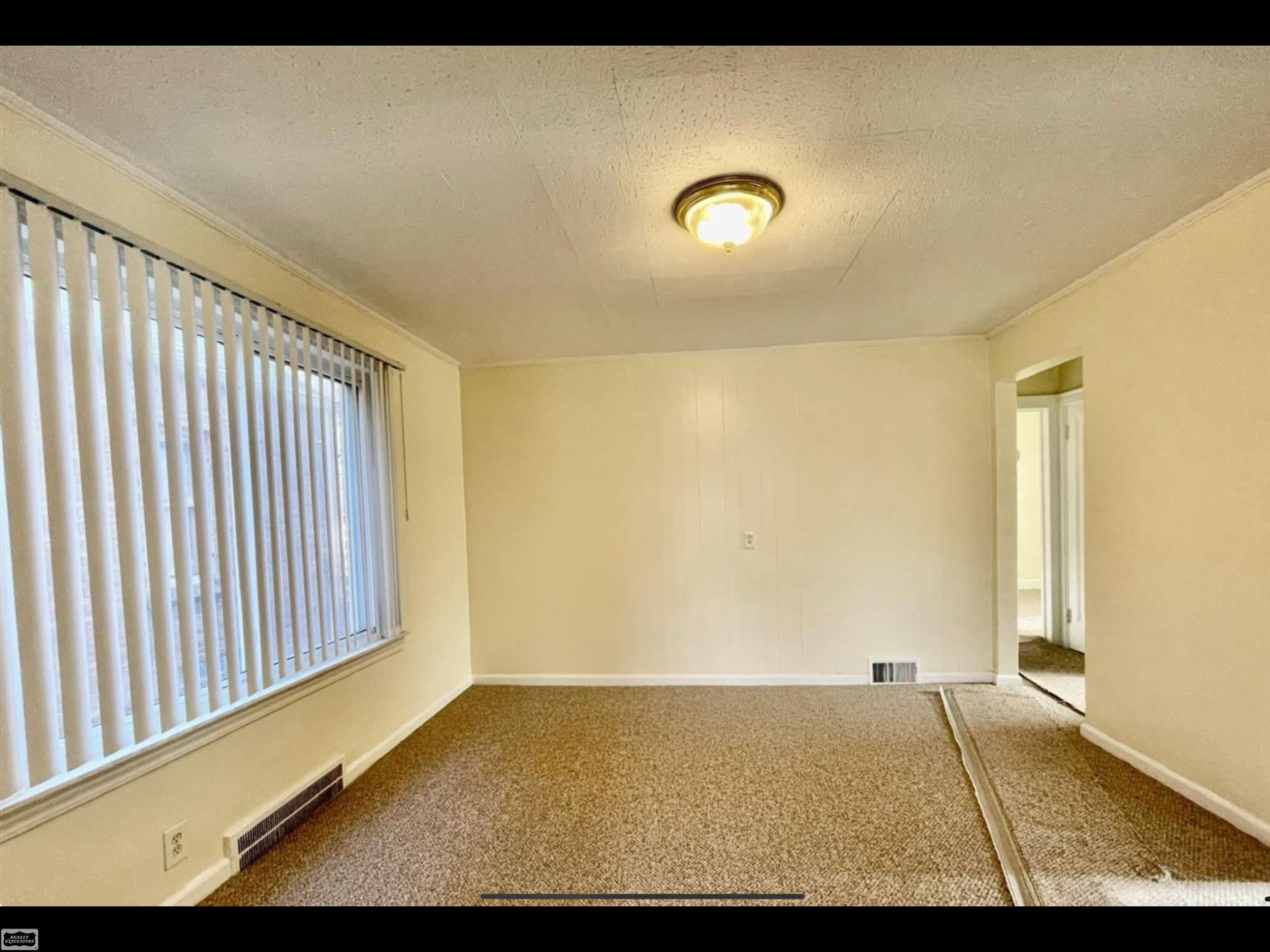 17198 Bradford St Street, Detroit, MI 48205 — Photo 9
