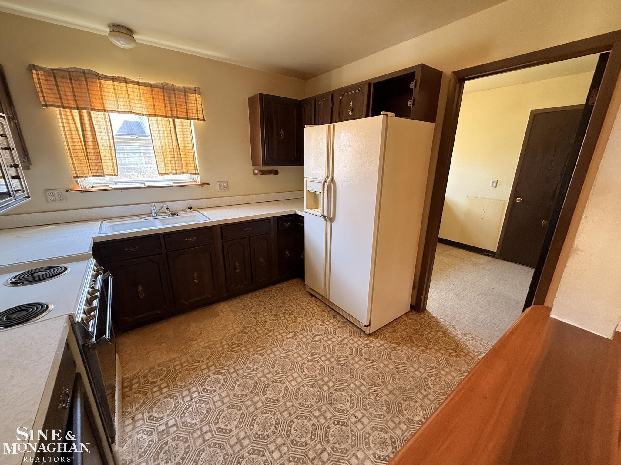 6655 Lee Crest Drive, West Bloomfield, MI — Photo 4