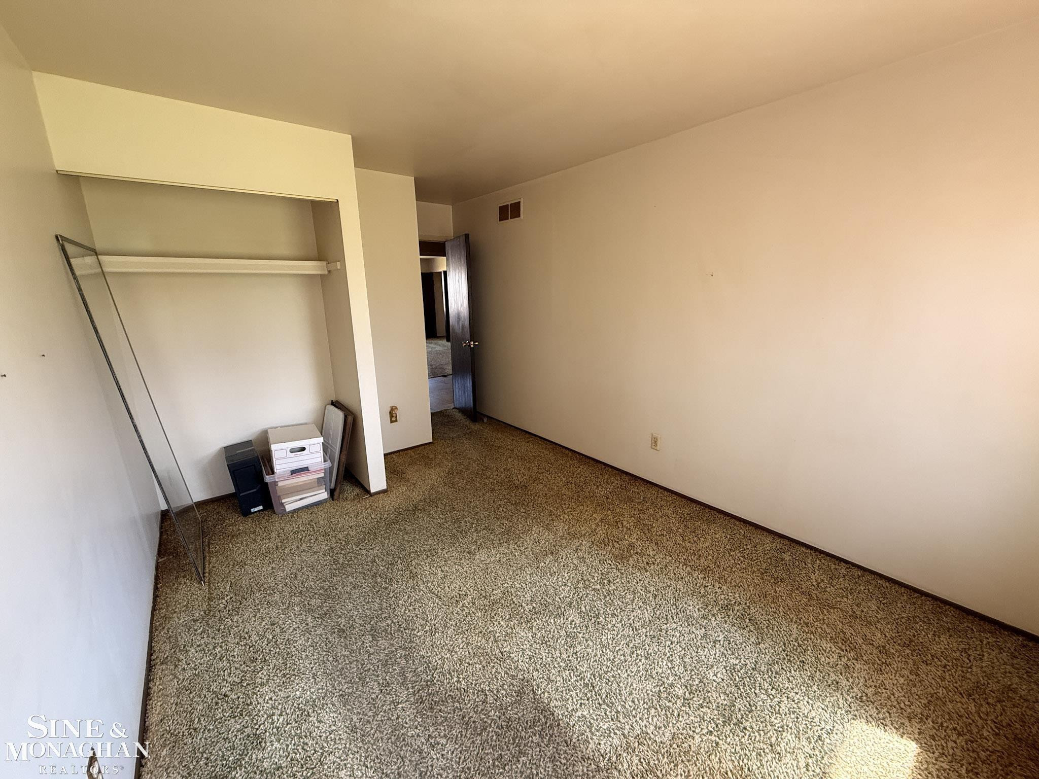 6655 Lee Crest Drive, West Bloomfield, MI — Photo 9