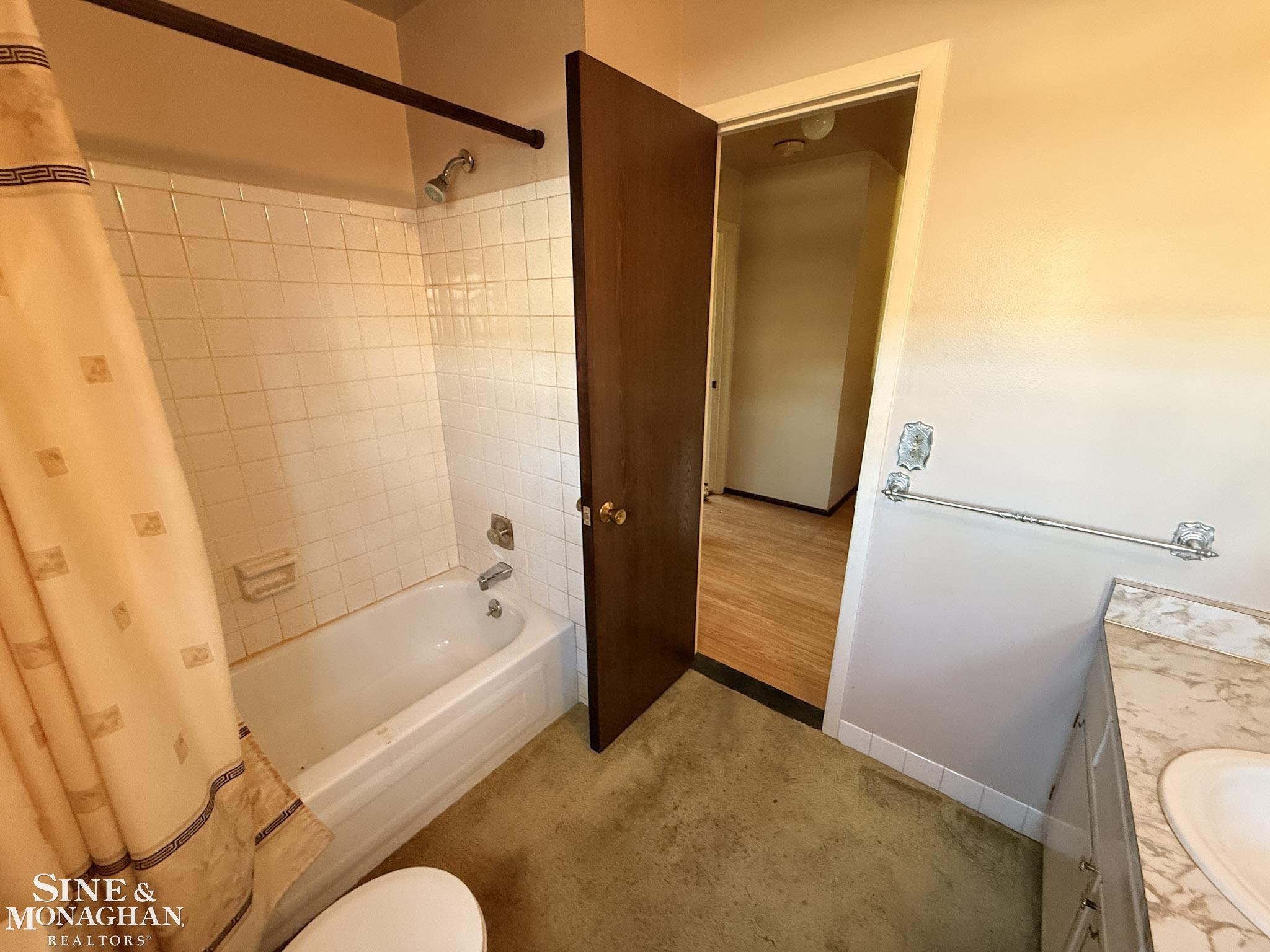 6655 Lee Crest Drive, West Bloomfield, MI — Photo 13