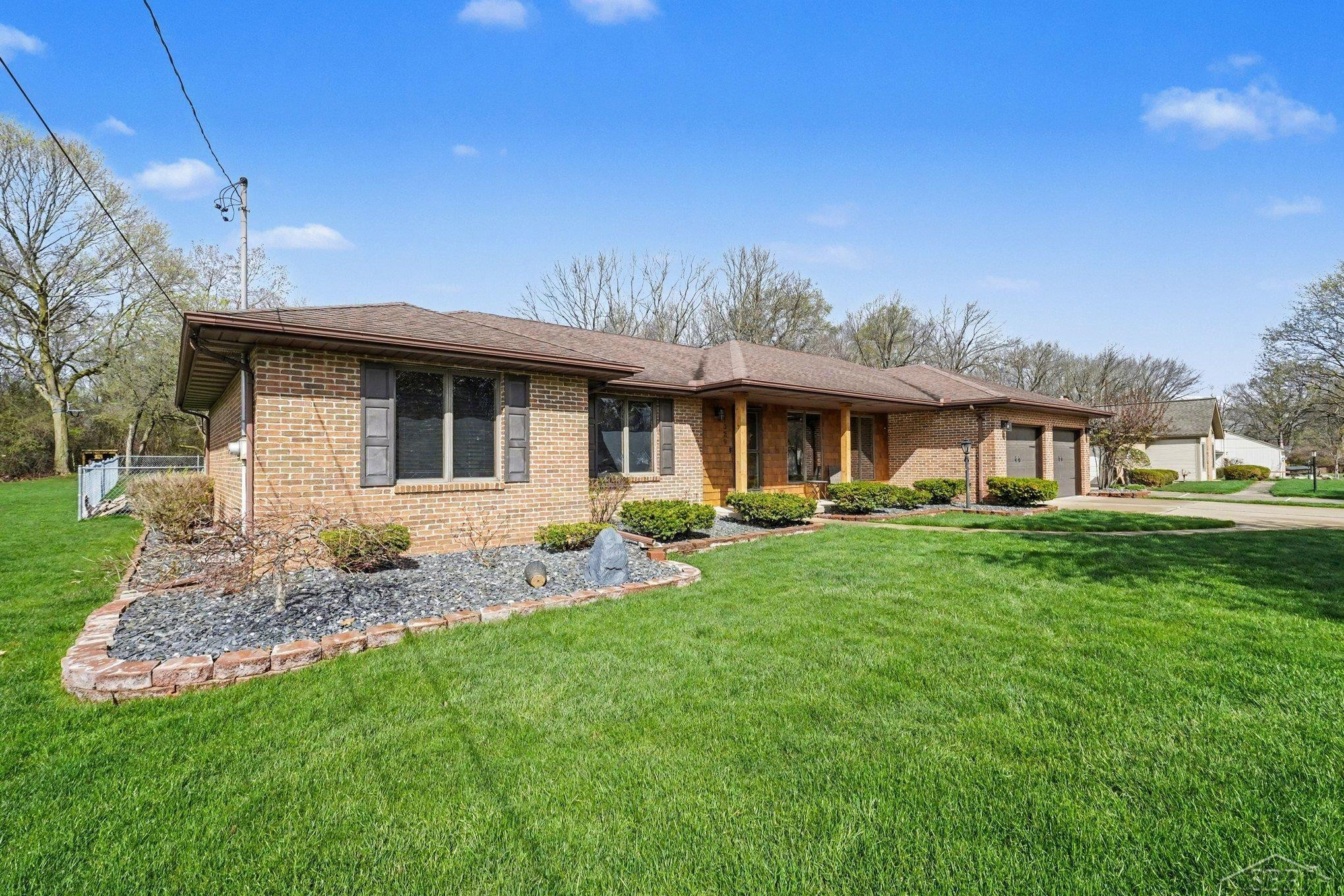 1329 Woodnoll Drive, Flint, MI 48507 — Photo 3