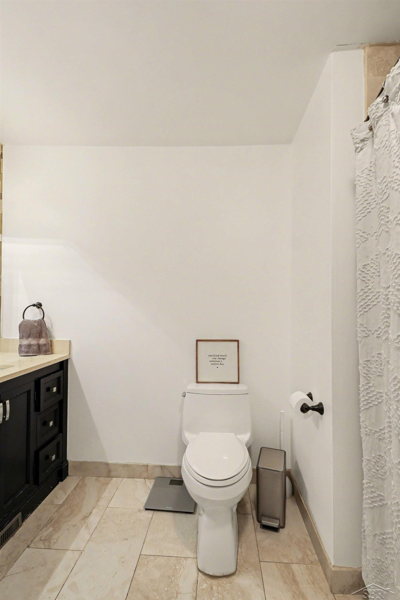 1329 Woodnoll Drive, Flint, MI 48507 — Photo 25