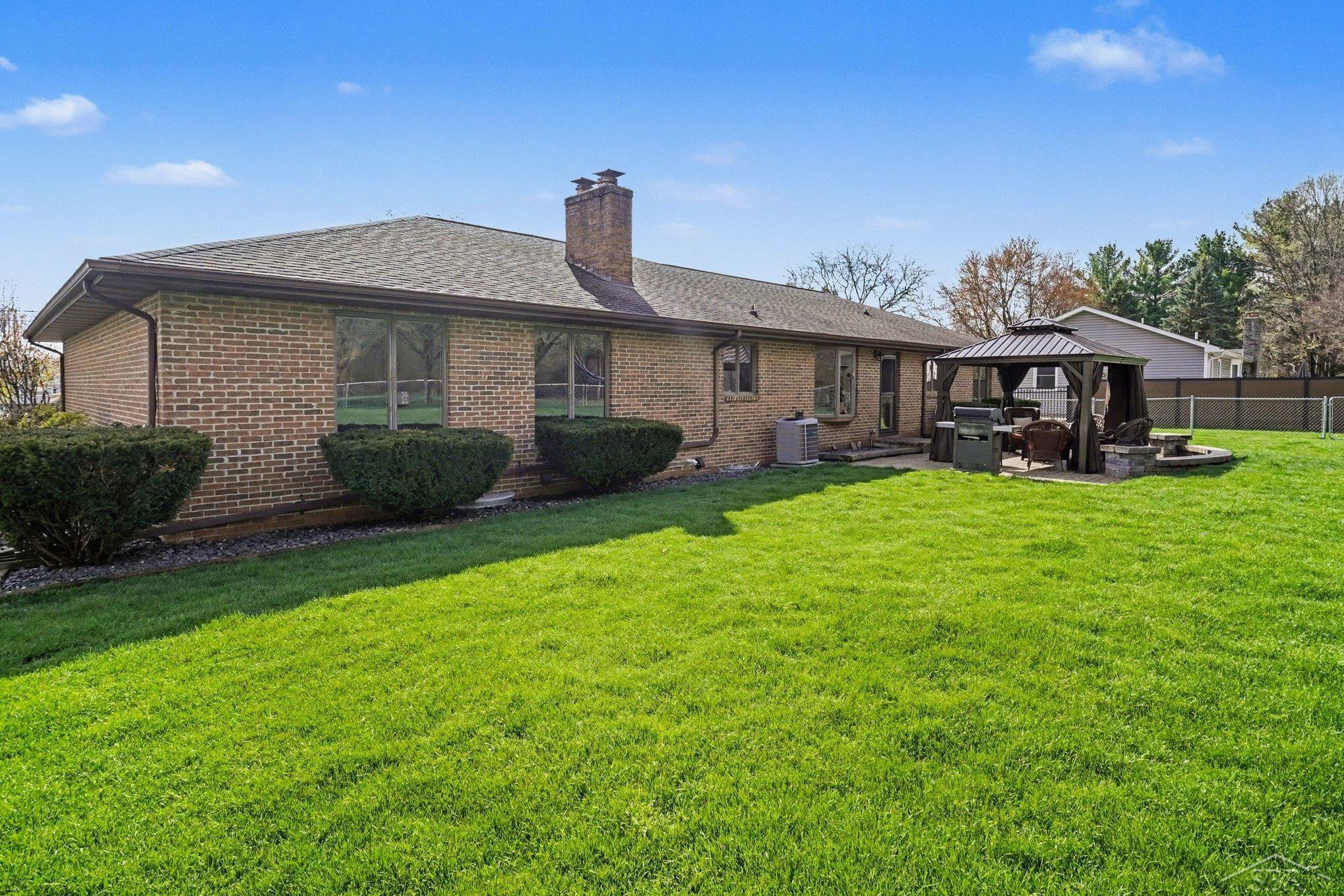 1329 Woodnoll Drive, Flint, MI 48507 — Photo 38