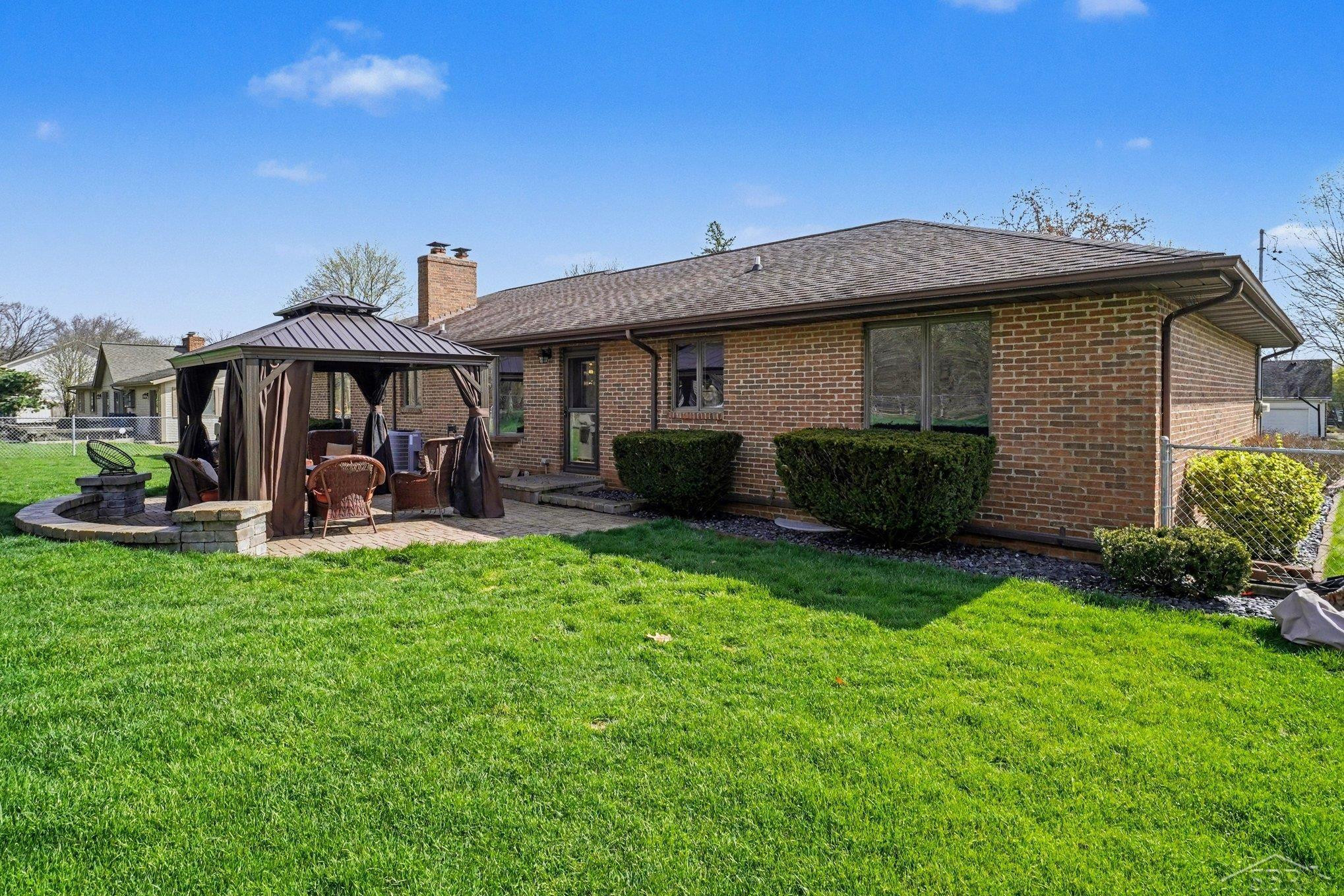 1329 Woodnoll Drive, Flint, MI 48507 — Photo 39