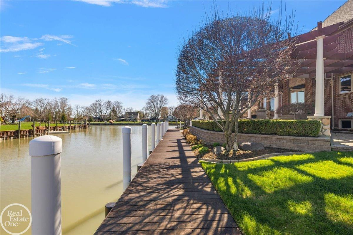 49515 Regatta Street, MI, 48047