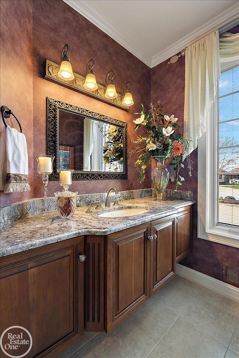 49515 Regatta Street, MI, 48047