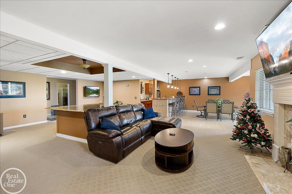 7482 Augusta Boulevard, Unit #21, MI — Photo 28